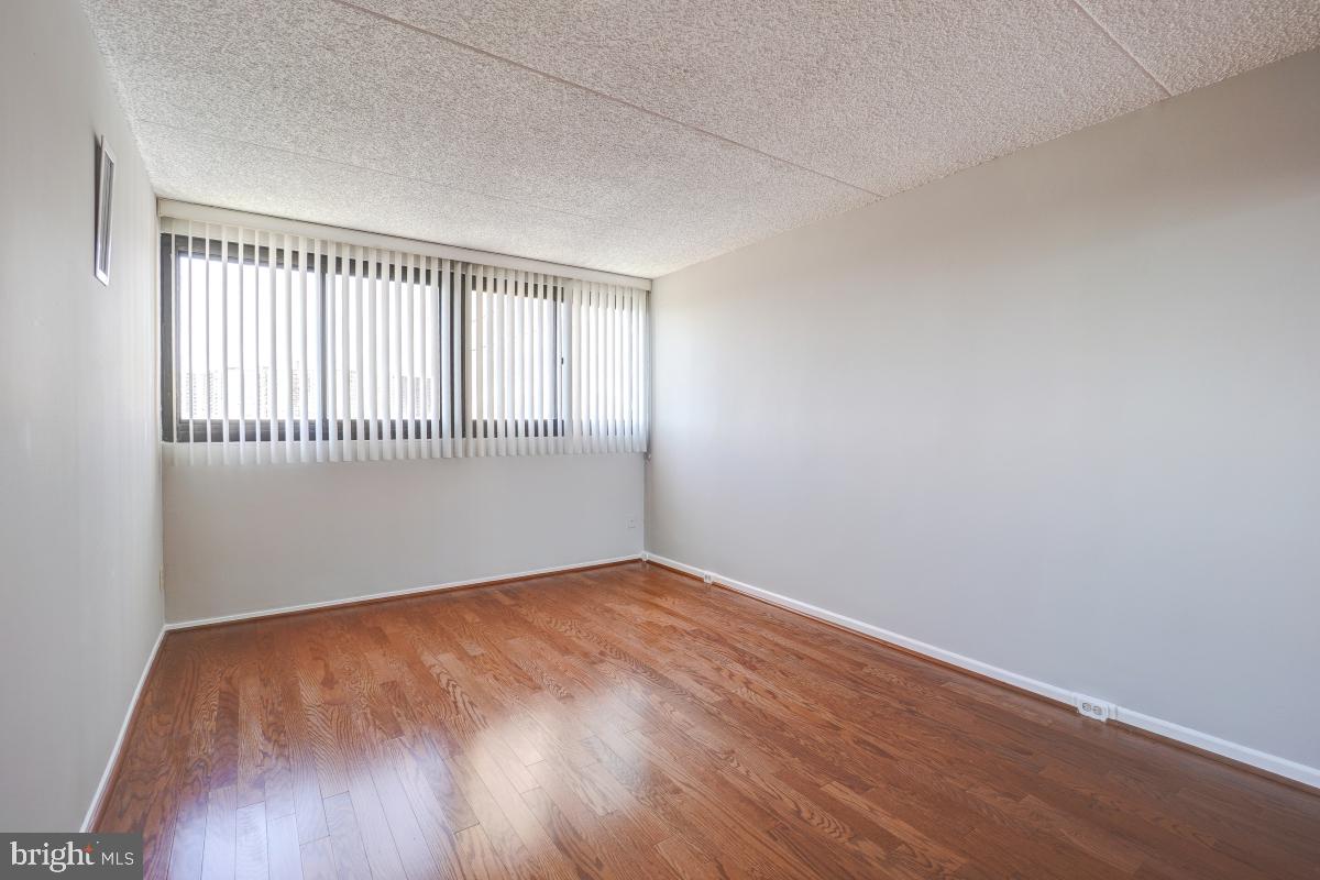 HIGHPOINTE - Residential Lease