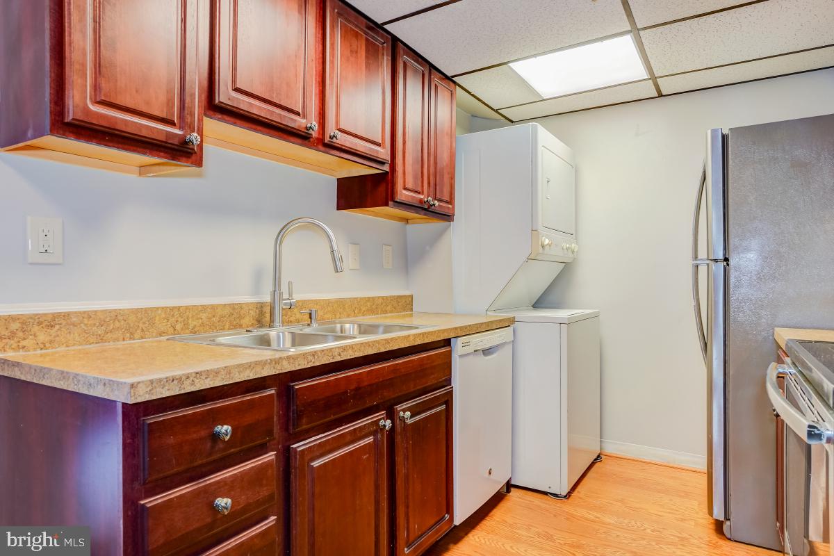HIGHPOINTE - Residential Lease