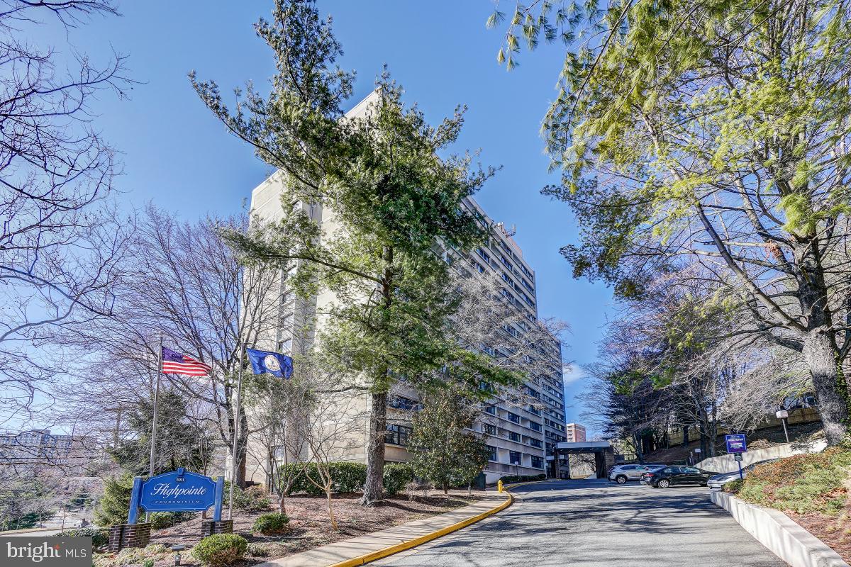 HIGHPOINTE - Residential Lease