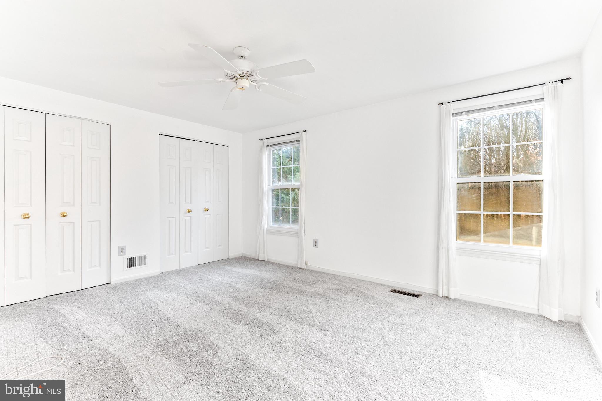 OAK SPRINGS - Residential