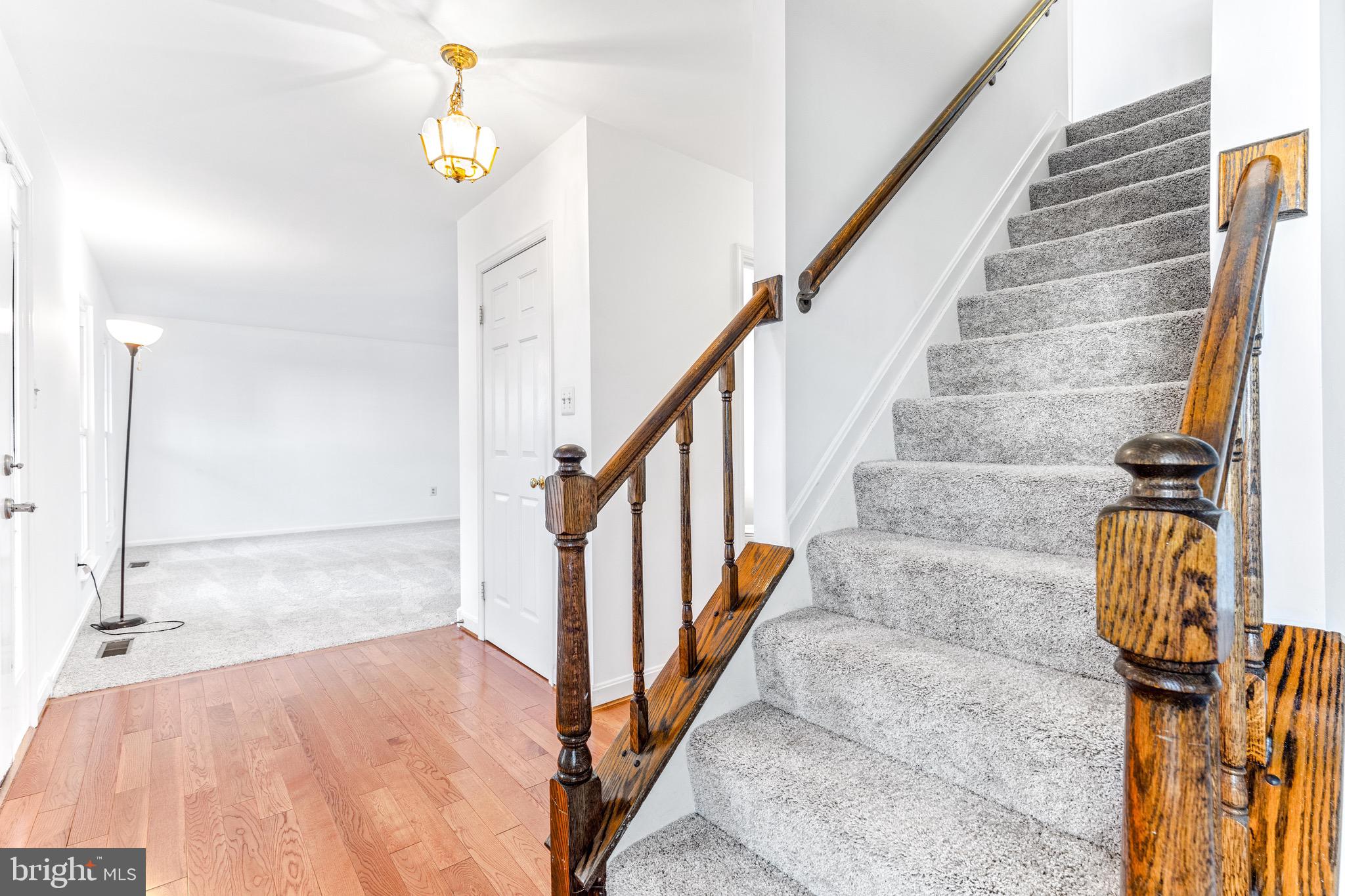 OAK SPRINGS - Residential