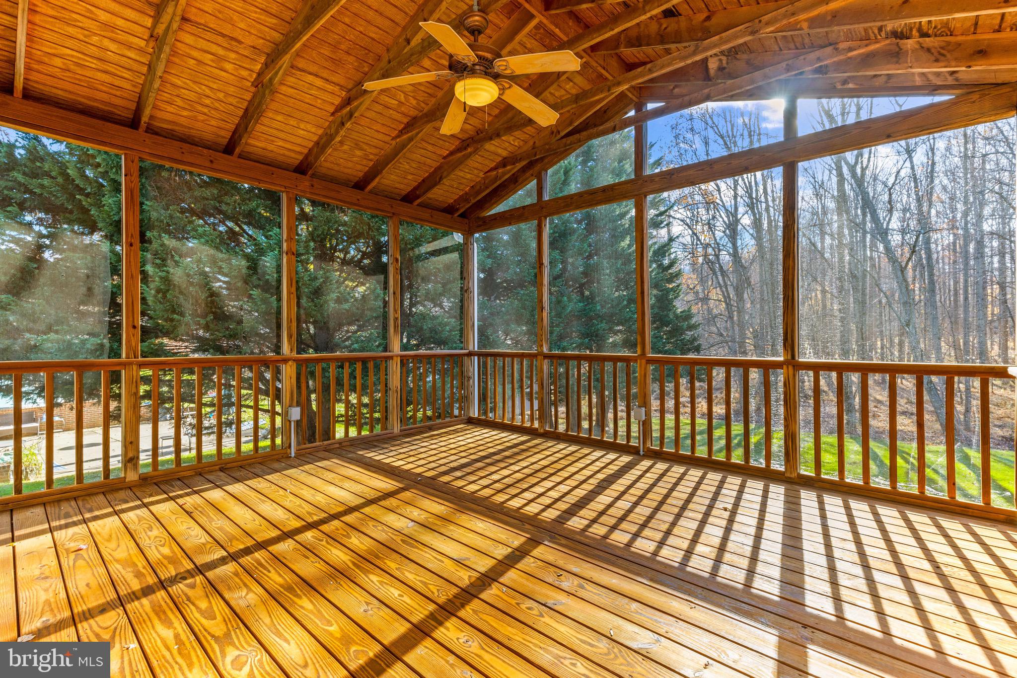 OAK SPRINGS - Residential