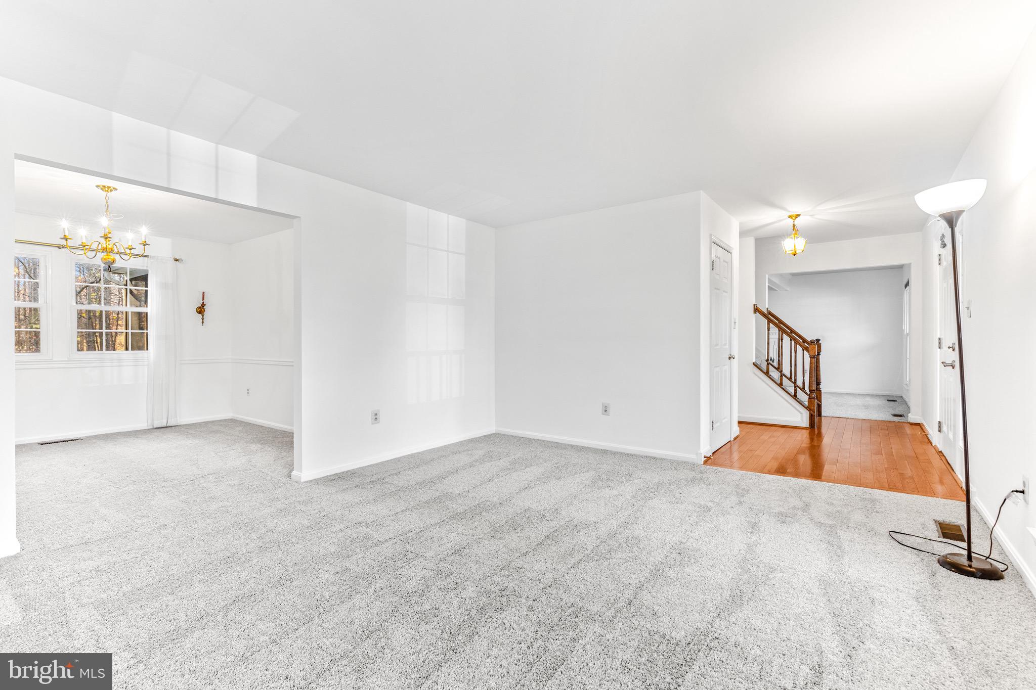 OAK SPRINGS - Residential