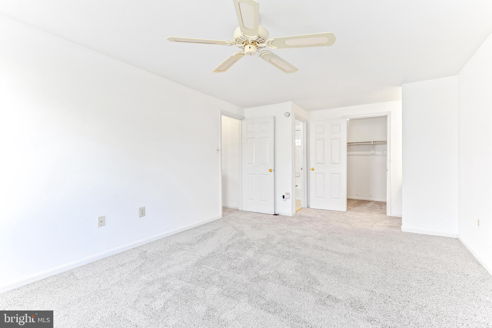 OAK SPRINGS - Residential