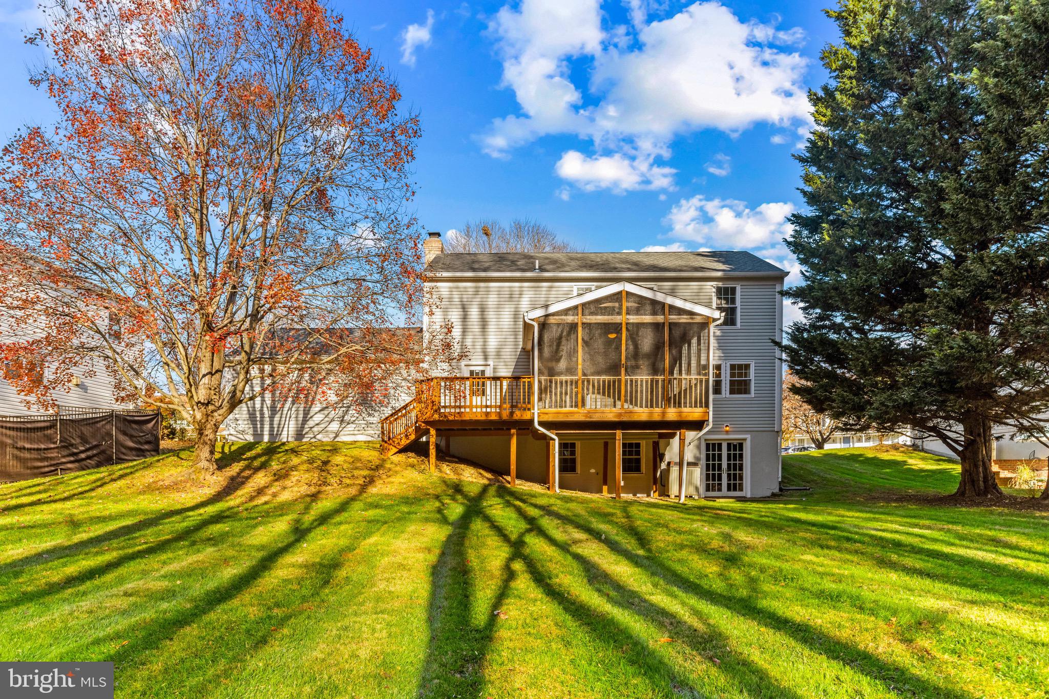 OAK SPRINGS - Residential