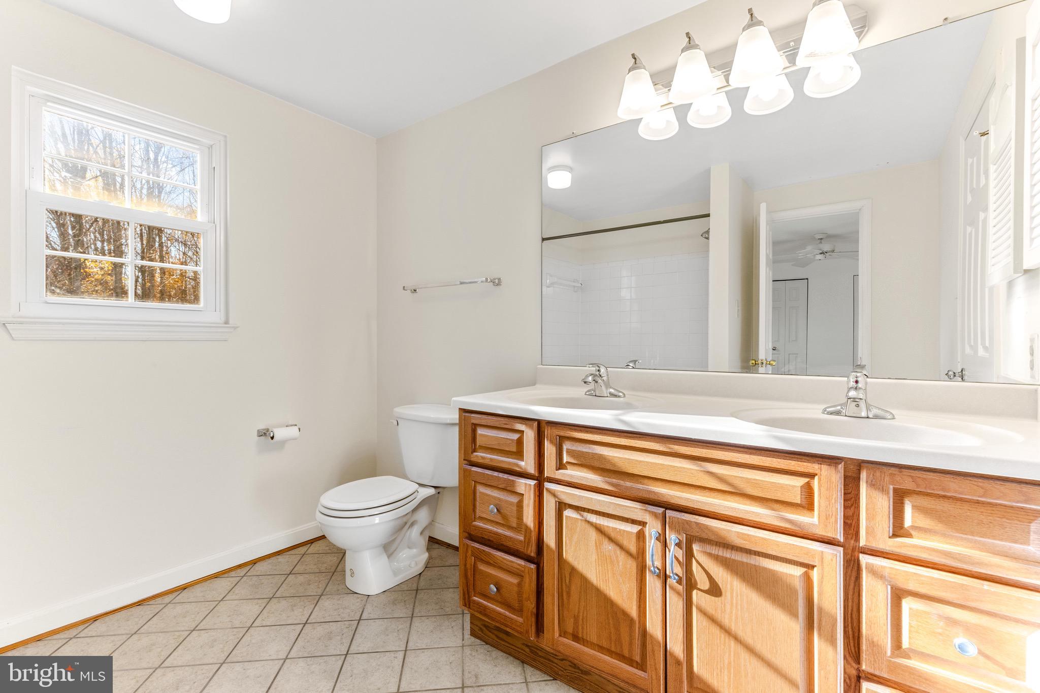 OAK SPRINGS - Residential