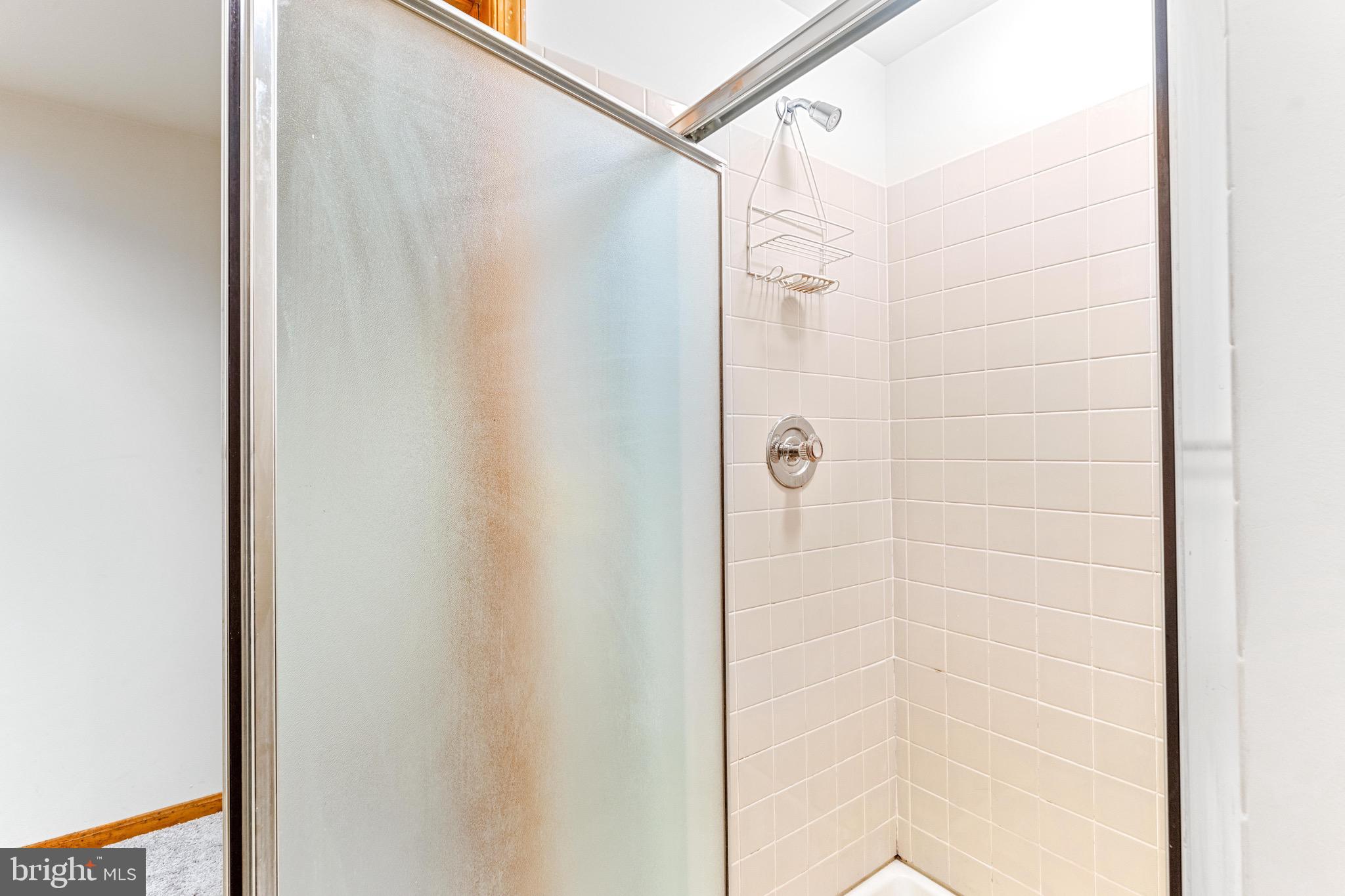 OAK SPRINGS - Residential