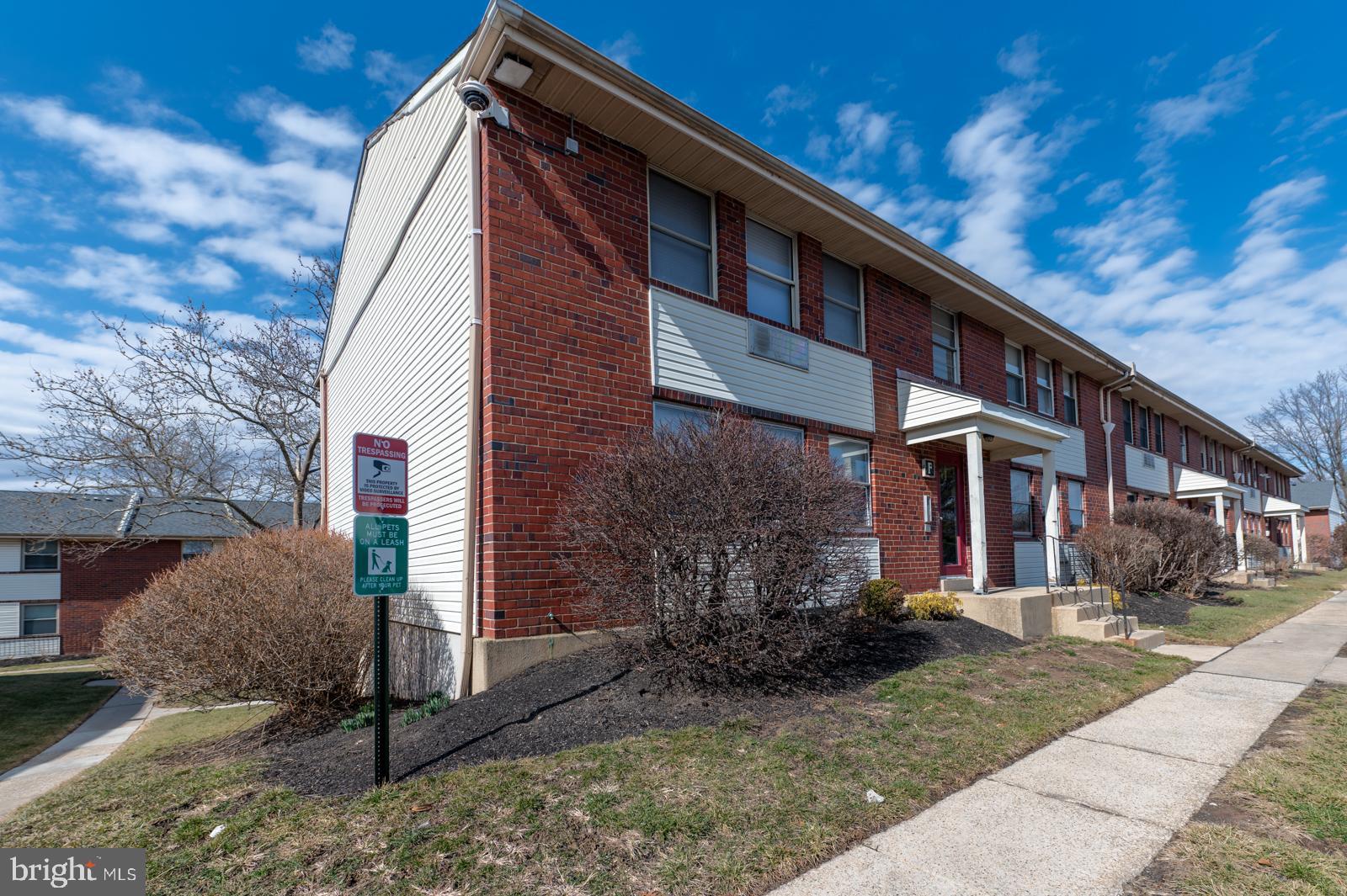 COURT OF HENDERSON - Residential