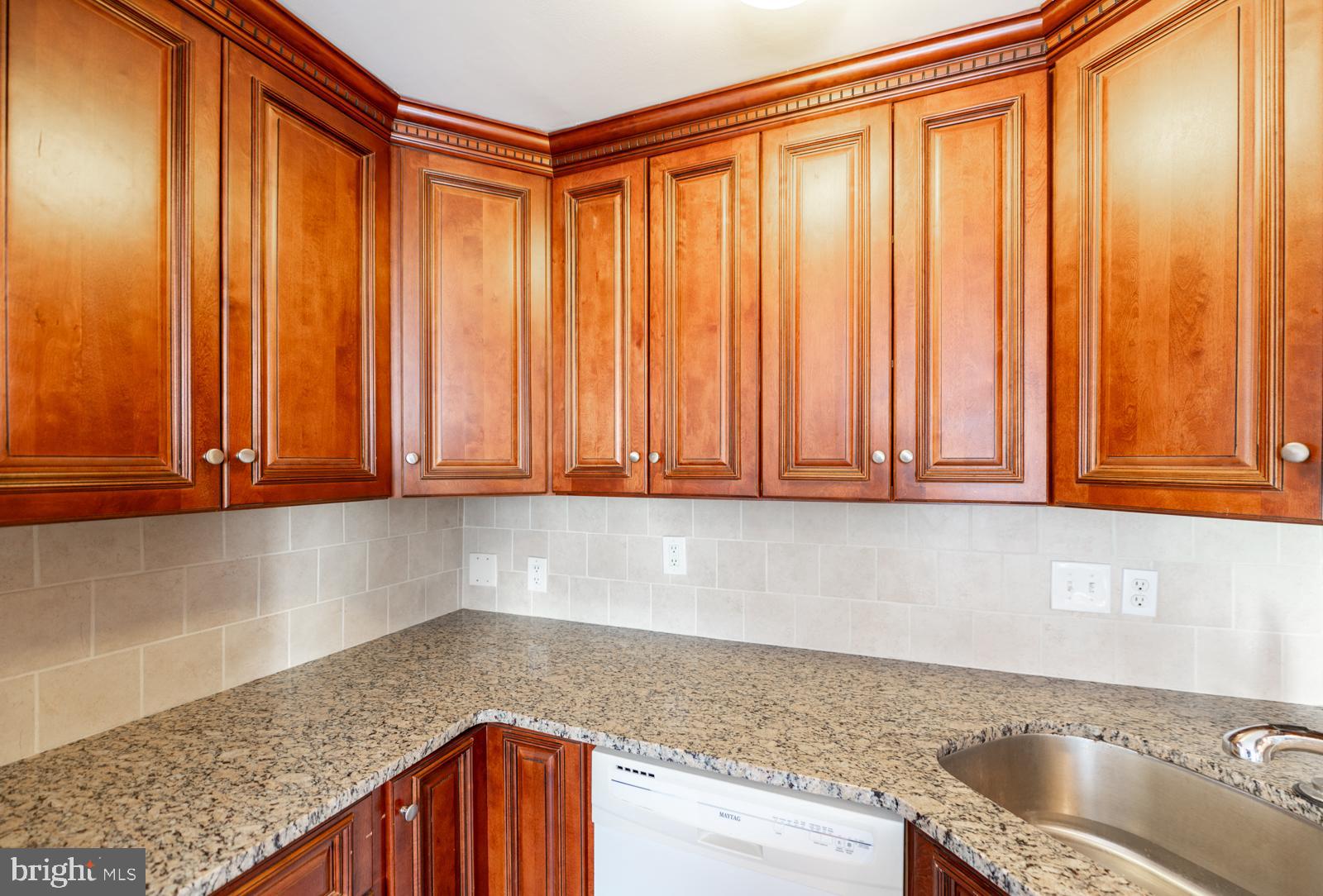 COURT OF HENDERSON - Residential