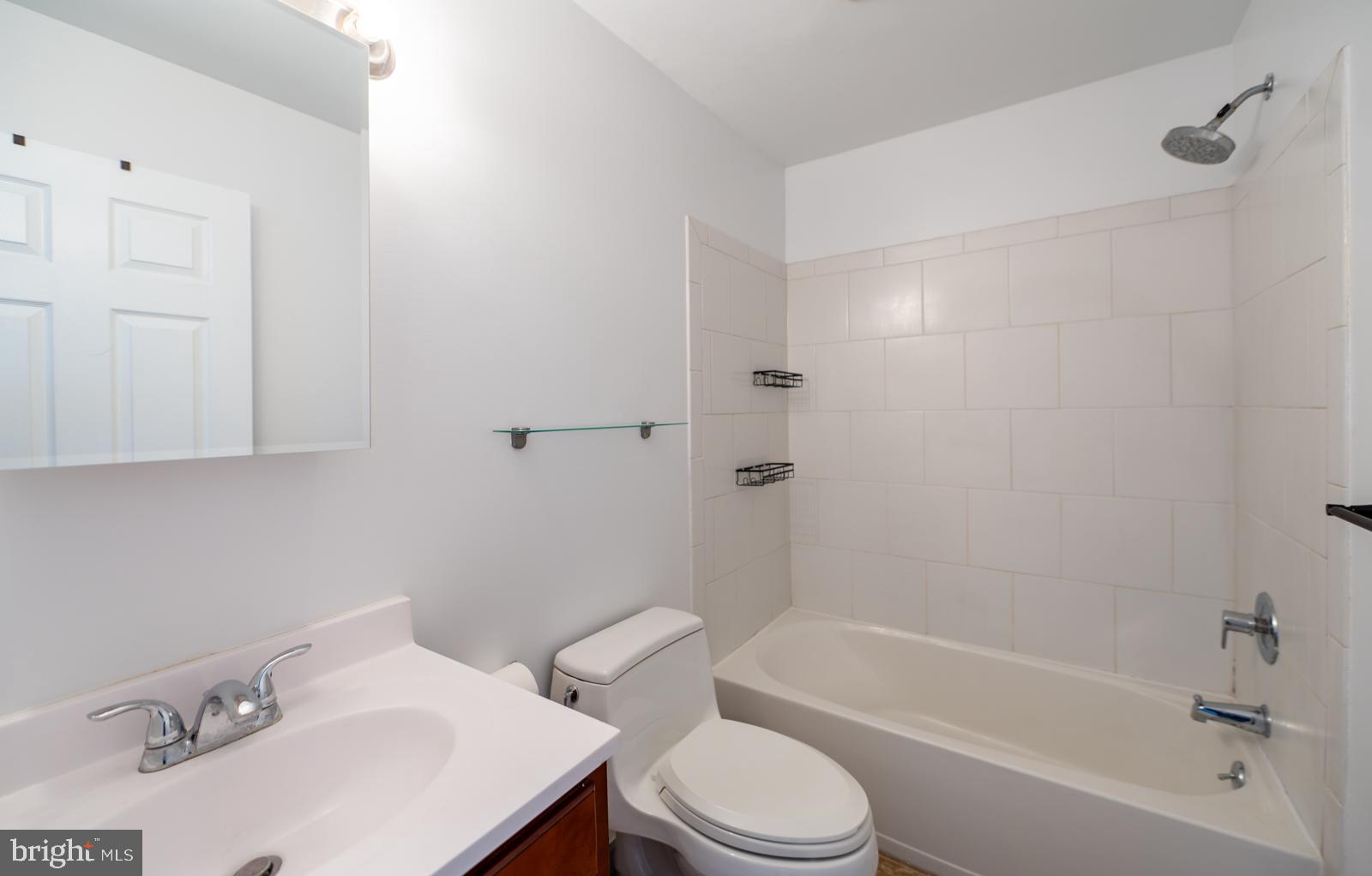 COURT OF HENDERSON - Residential