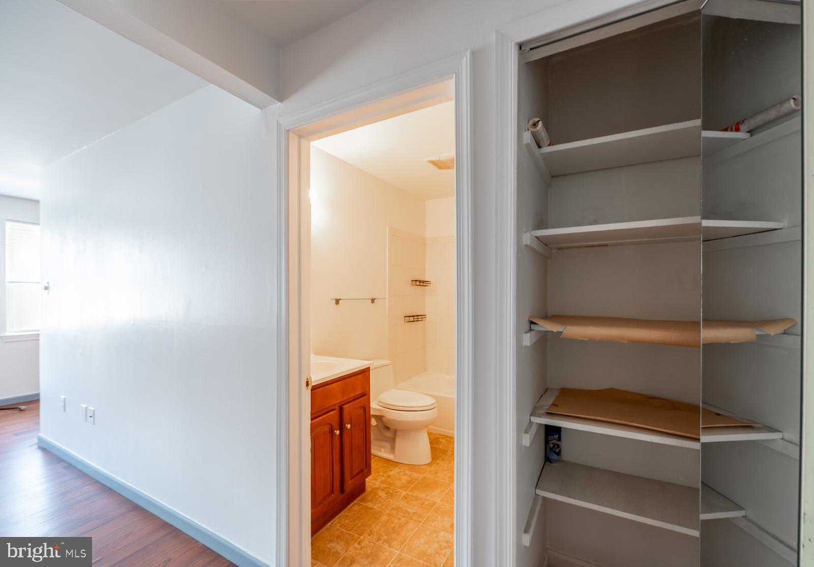 COURT OF HENDERSON - Residential