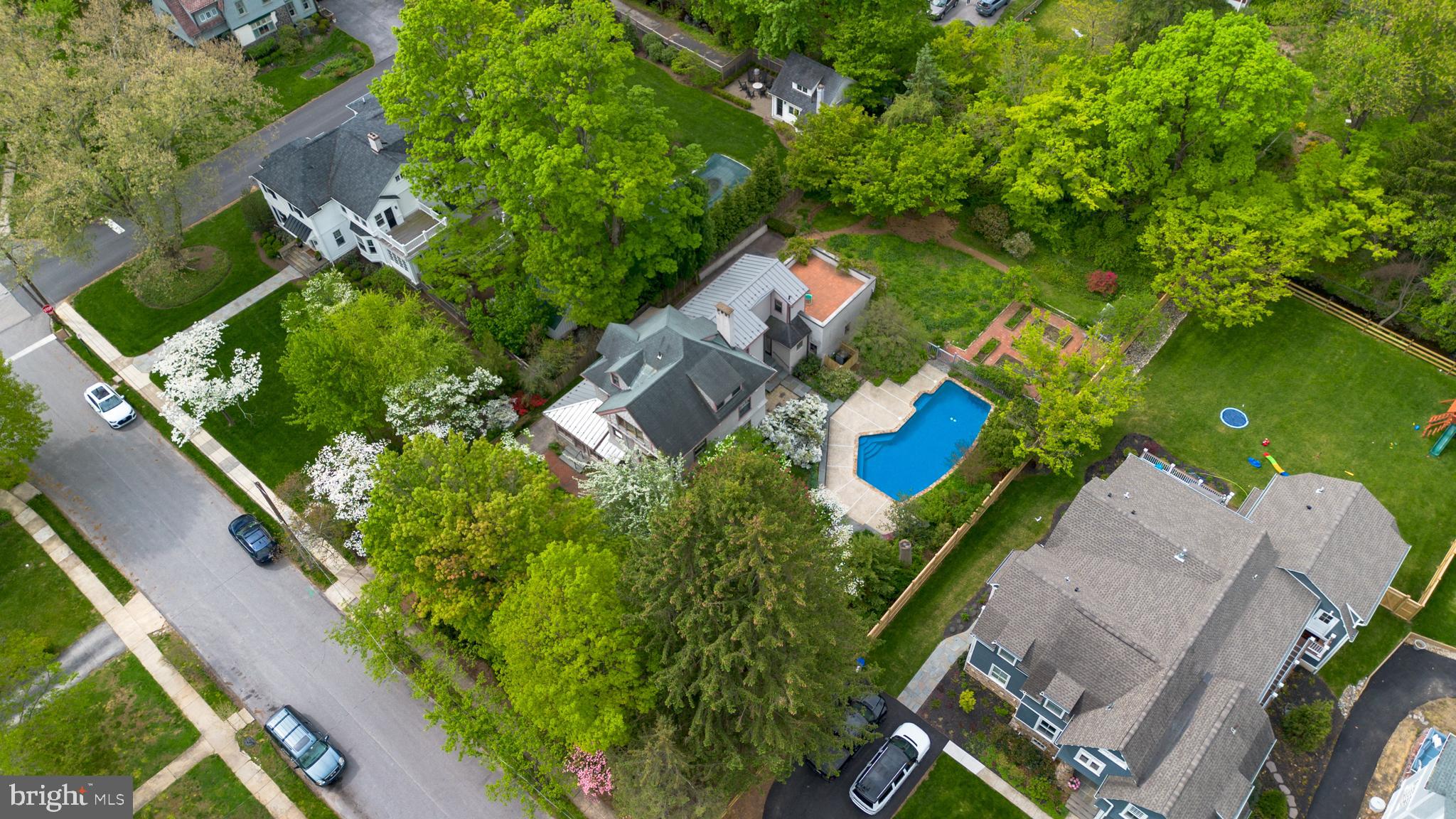 NORTH WAYNE - Residential