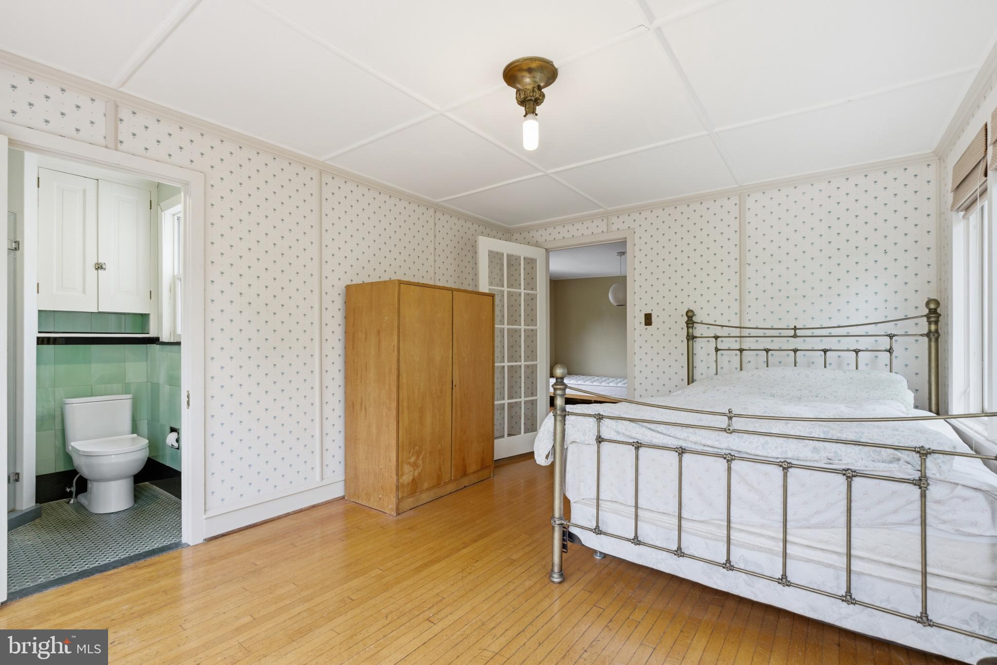 NORTH WAYNE - Residential