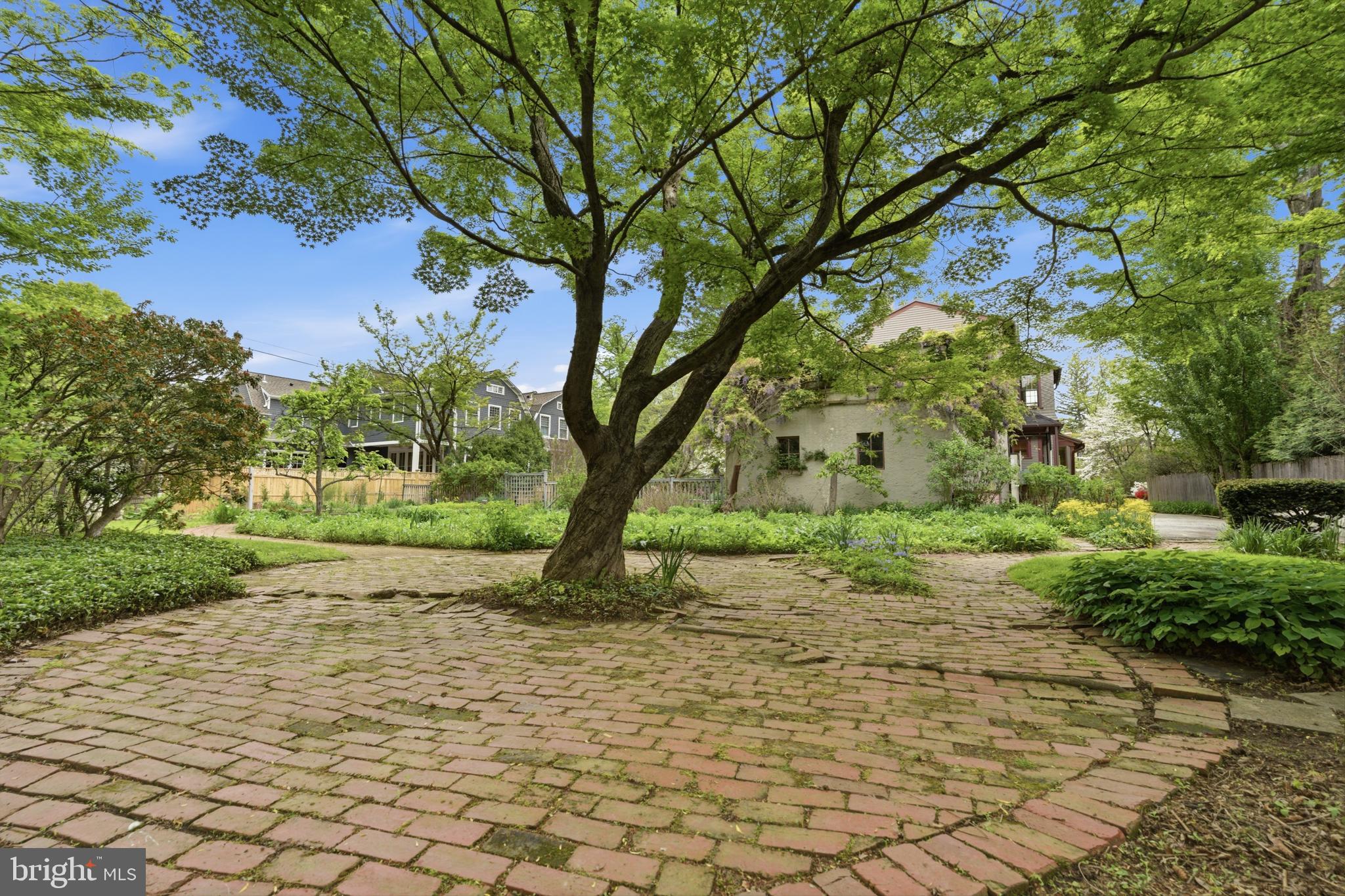 NORTH WAYNE - Residential