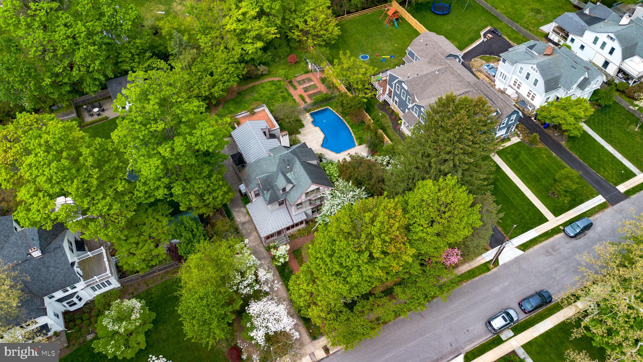 NORTH WAYNE - Residential