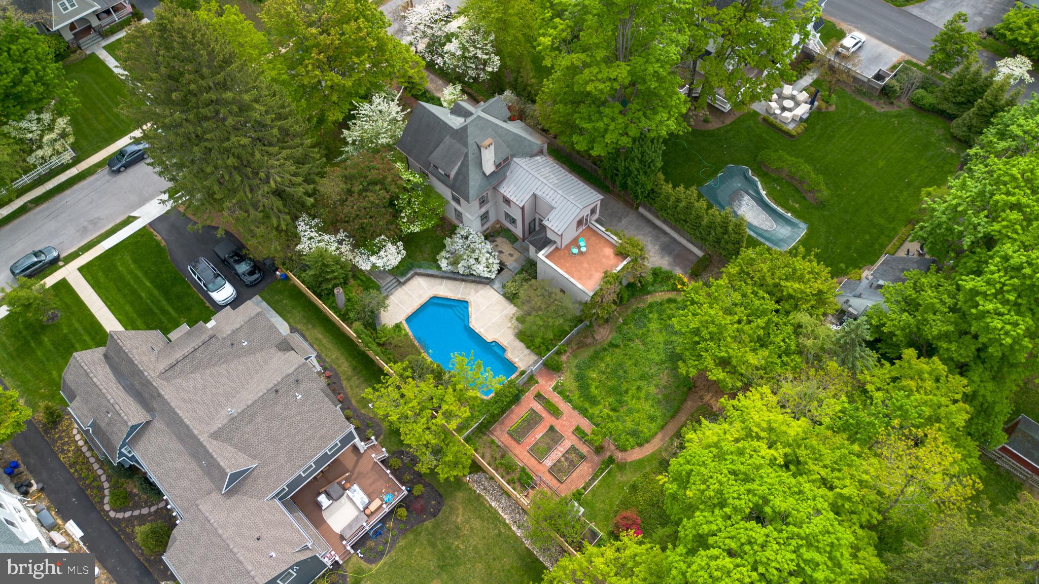 NORTH WAYNE - Residential