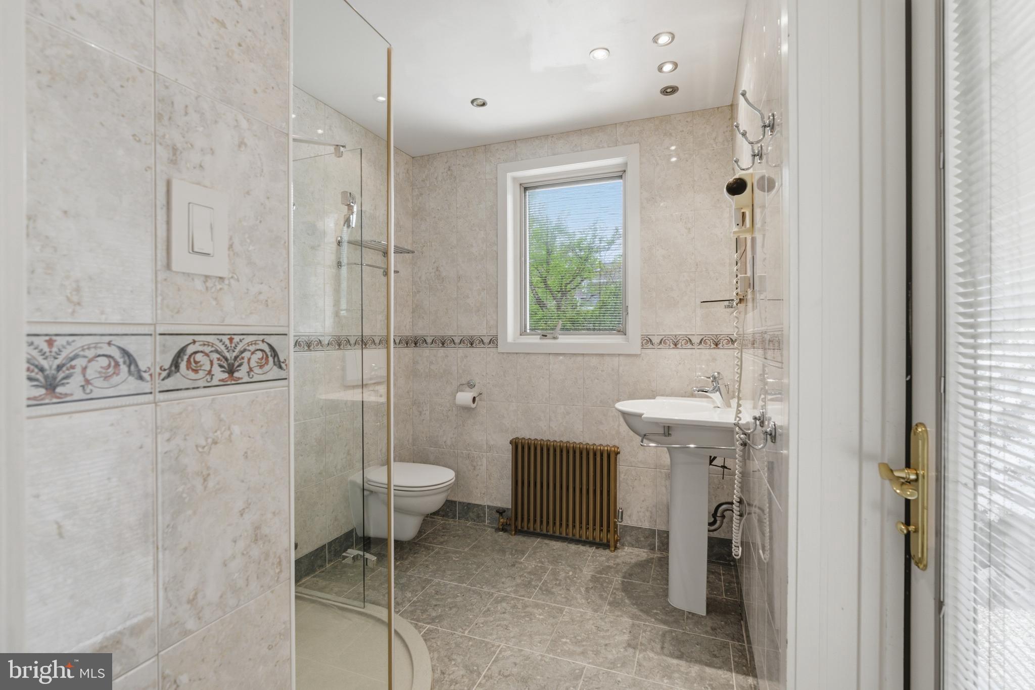 NORTH WAYNE - Residential