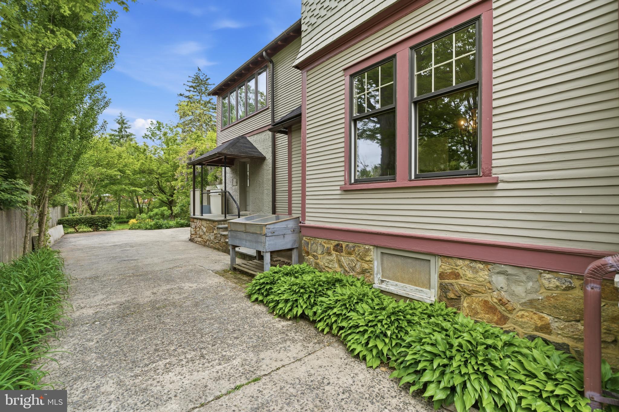 NORTH WAYNE - Residential