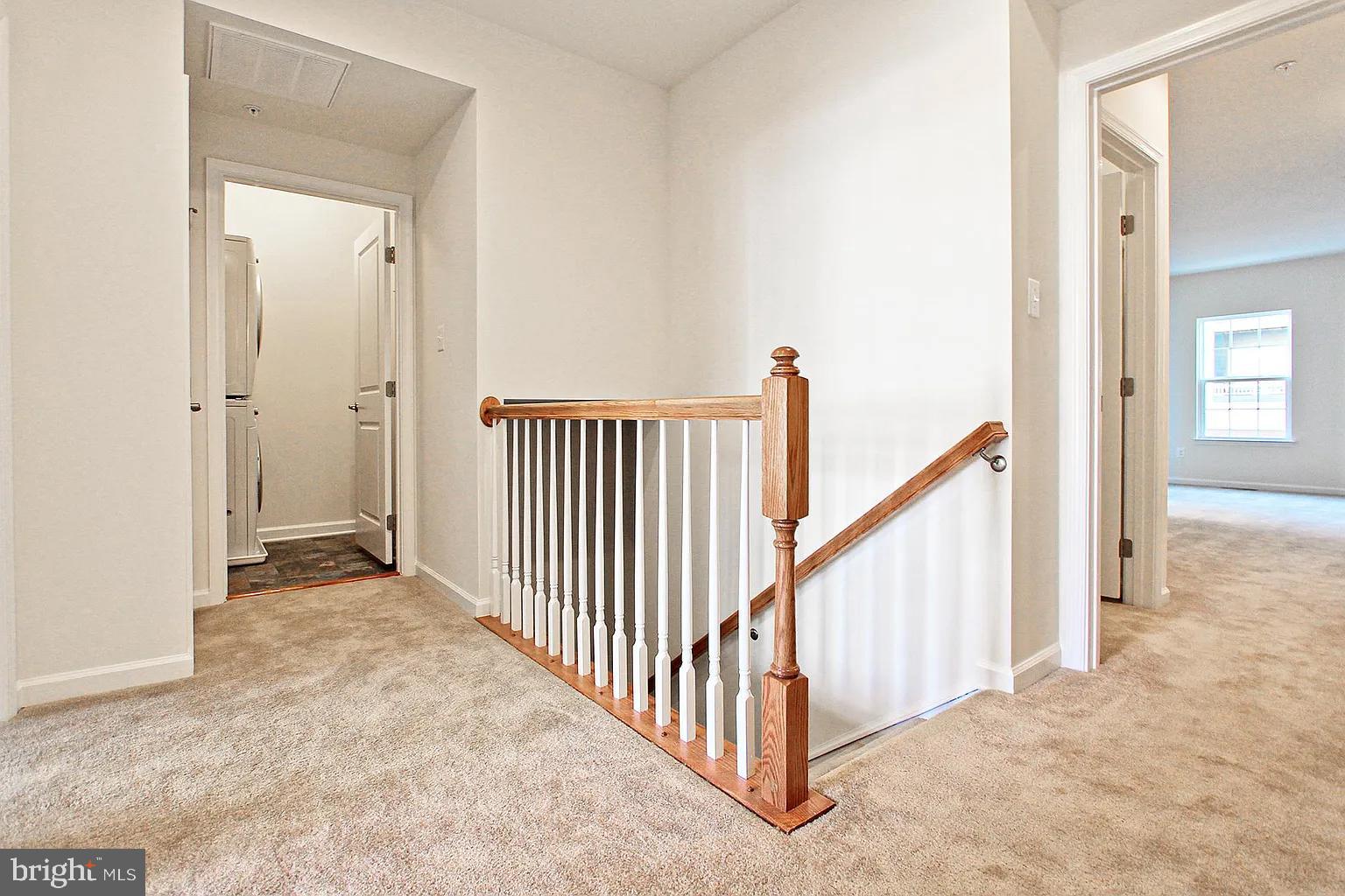 DISCOVERY SQUARE - Residential Lease