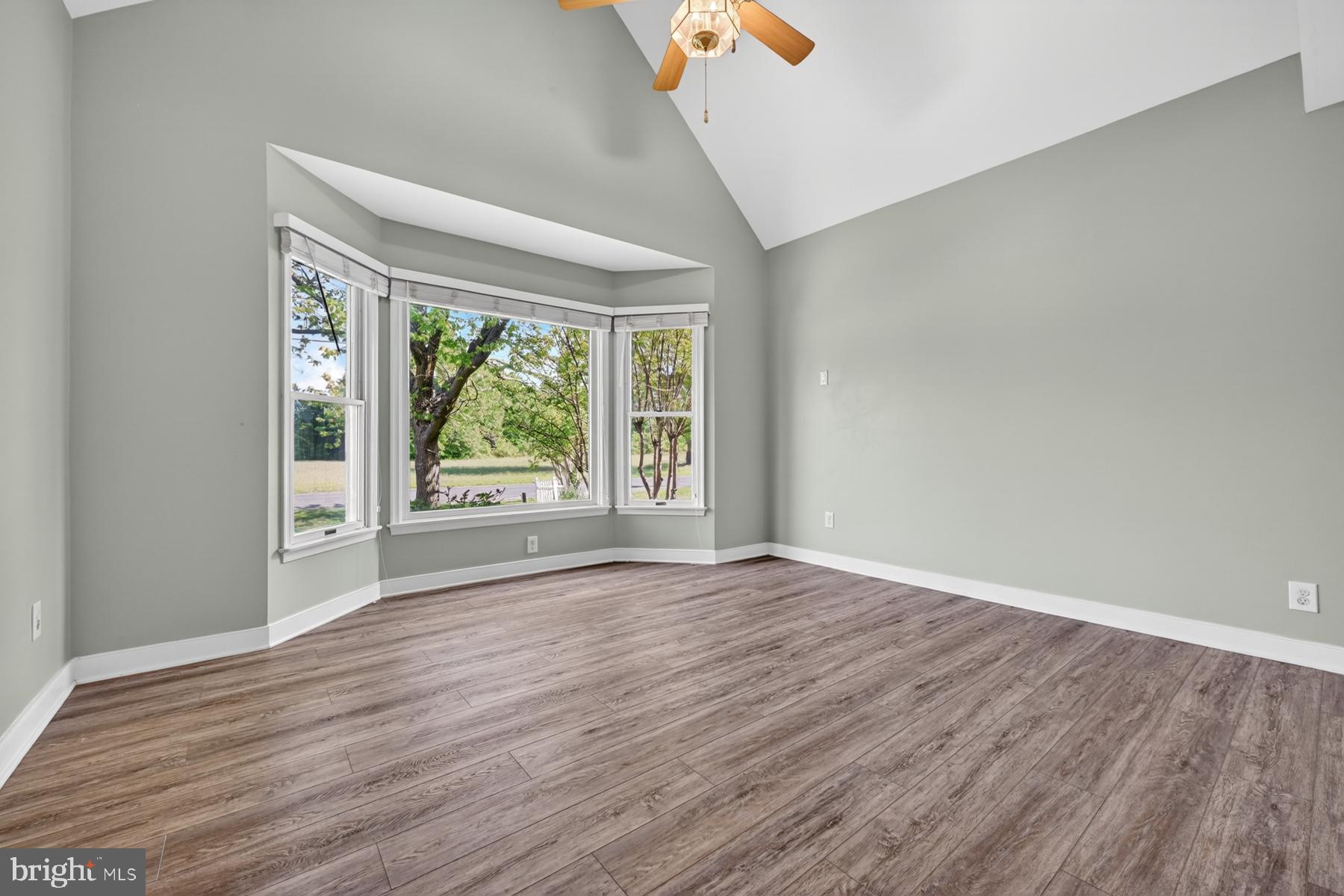 HARBOR VIEW - Residential