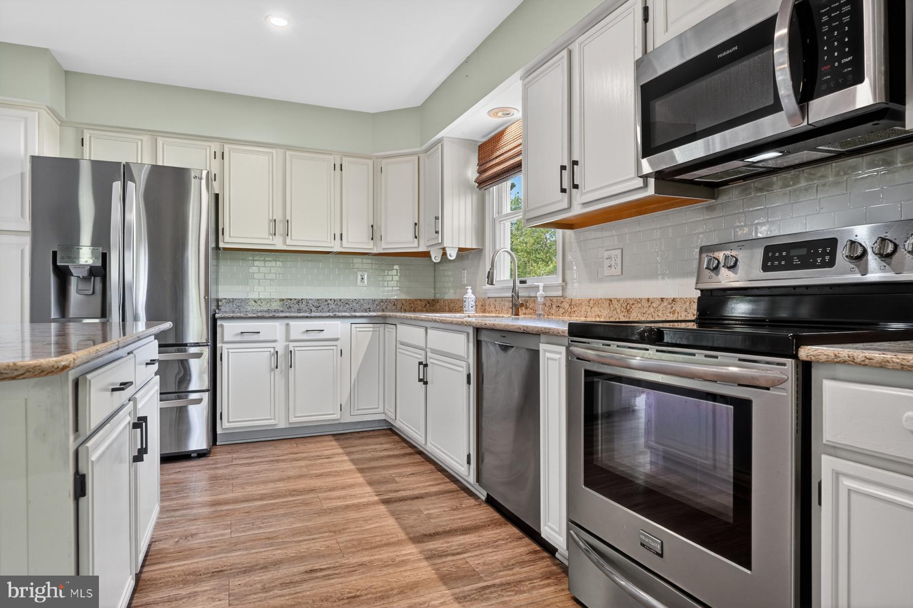 HARBOR VIEW - Residential