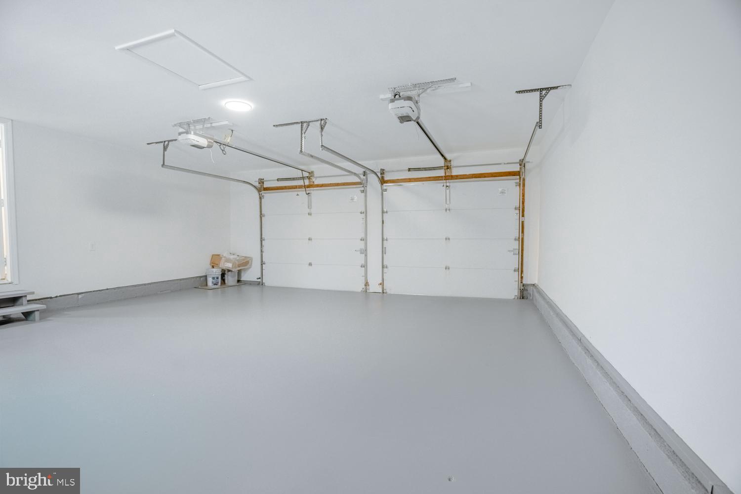 OAK SPRINGS - Residential