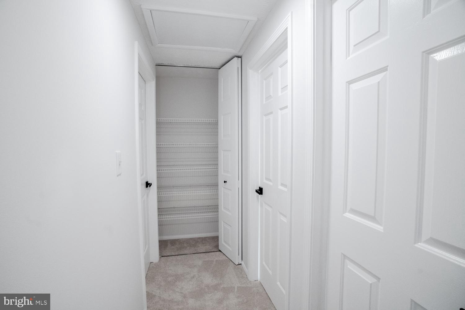 OAK SPRINGS - Residential