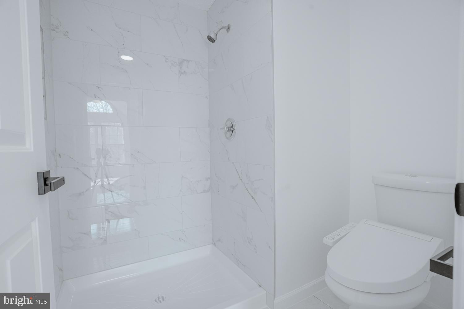 OAK SPRINGS - Residential