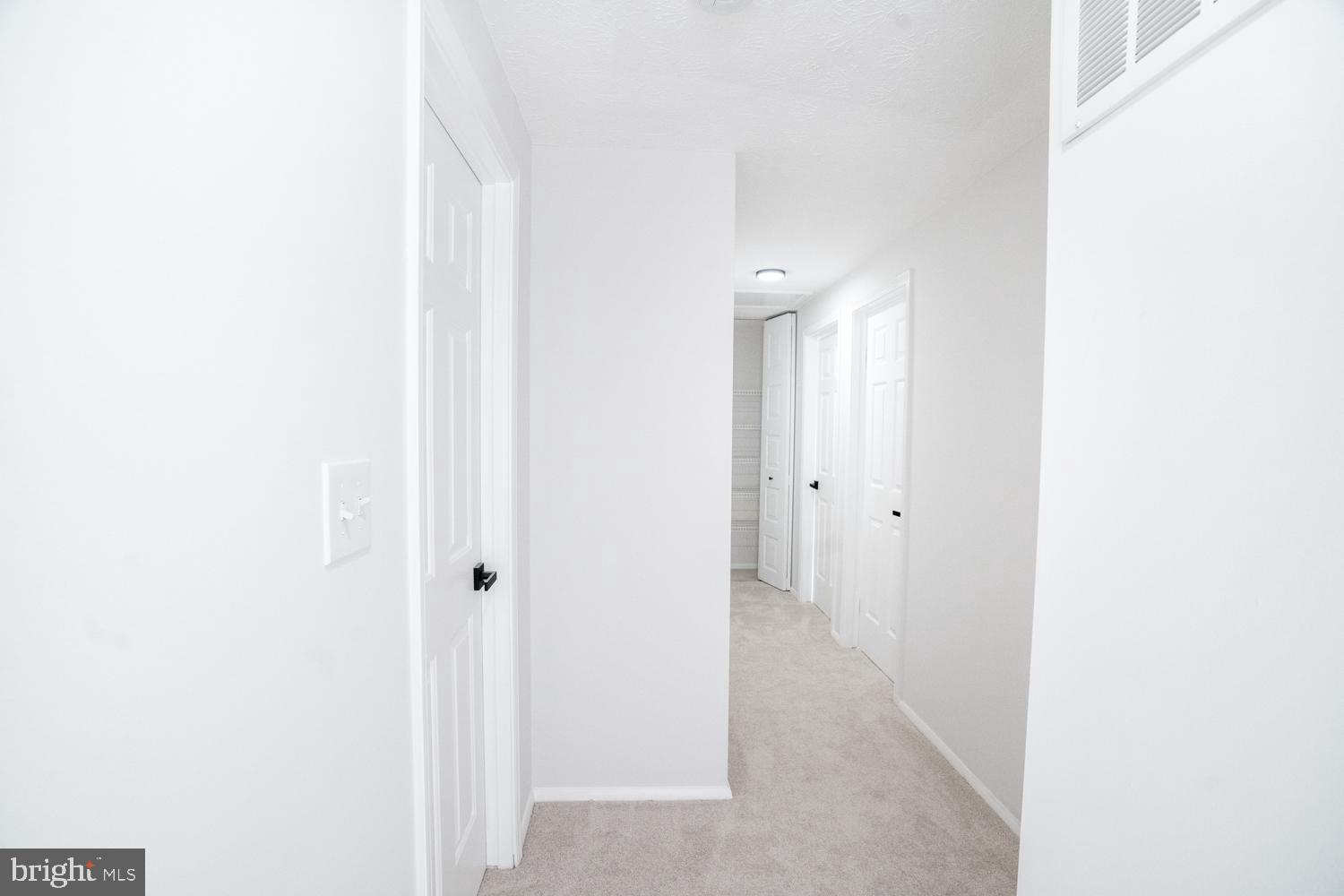 OAK SPRINGS - Residential