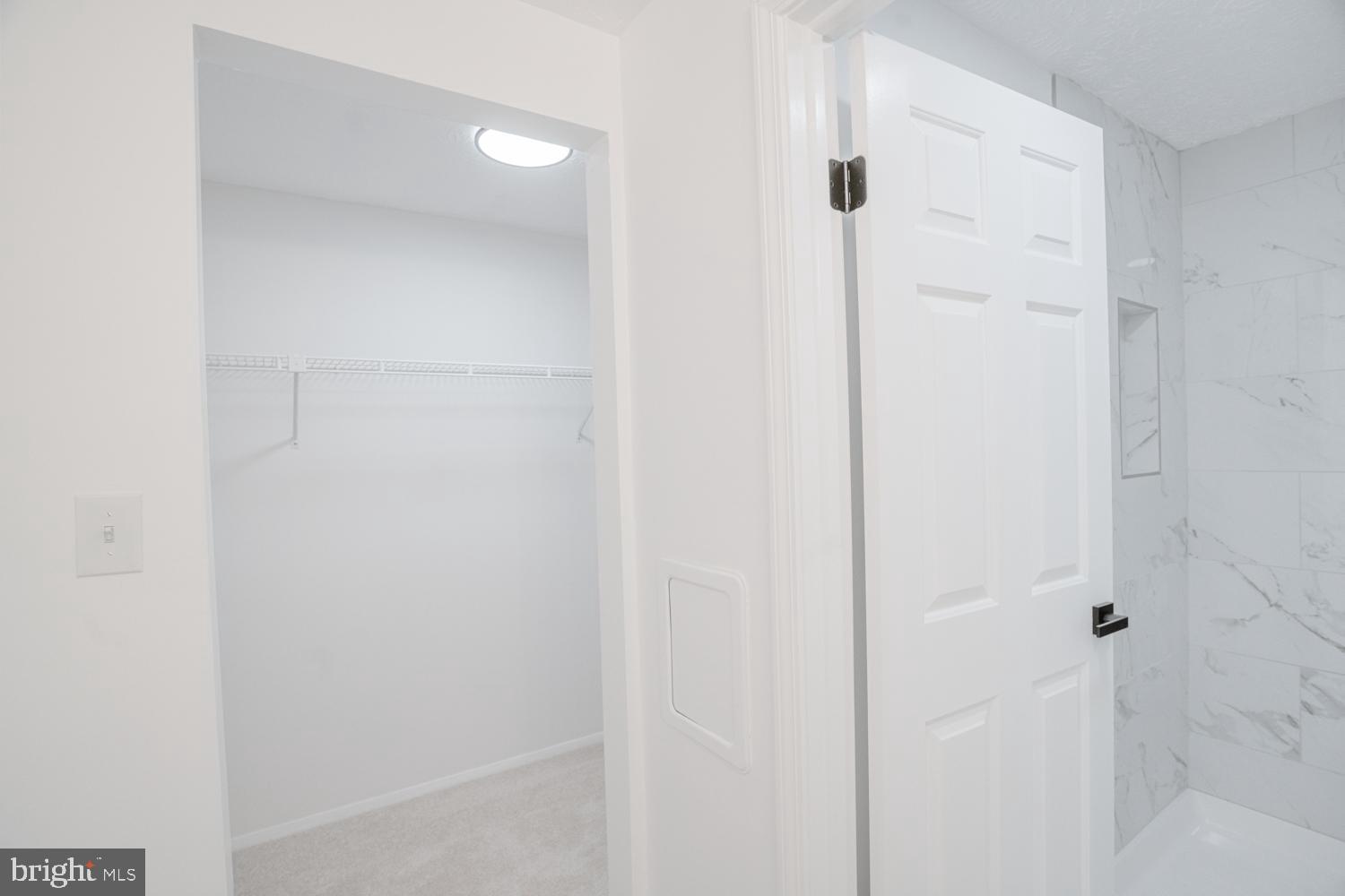 OAK SPRINGS - Residential