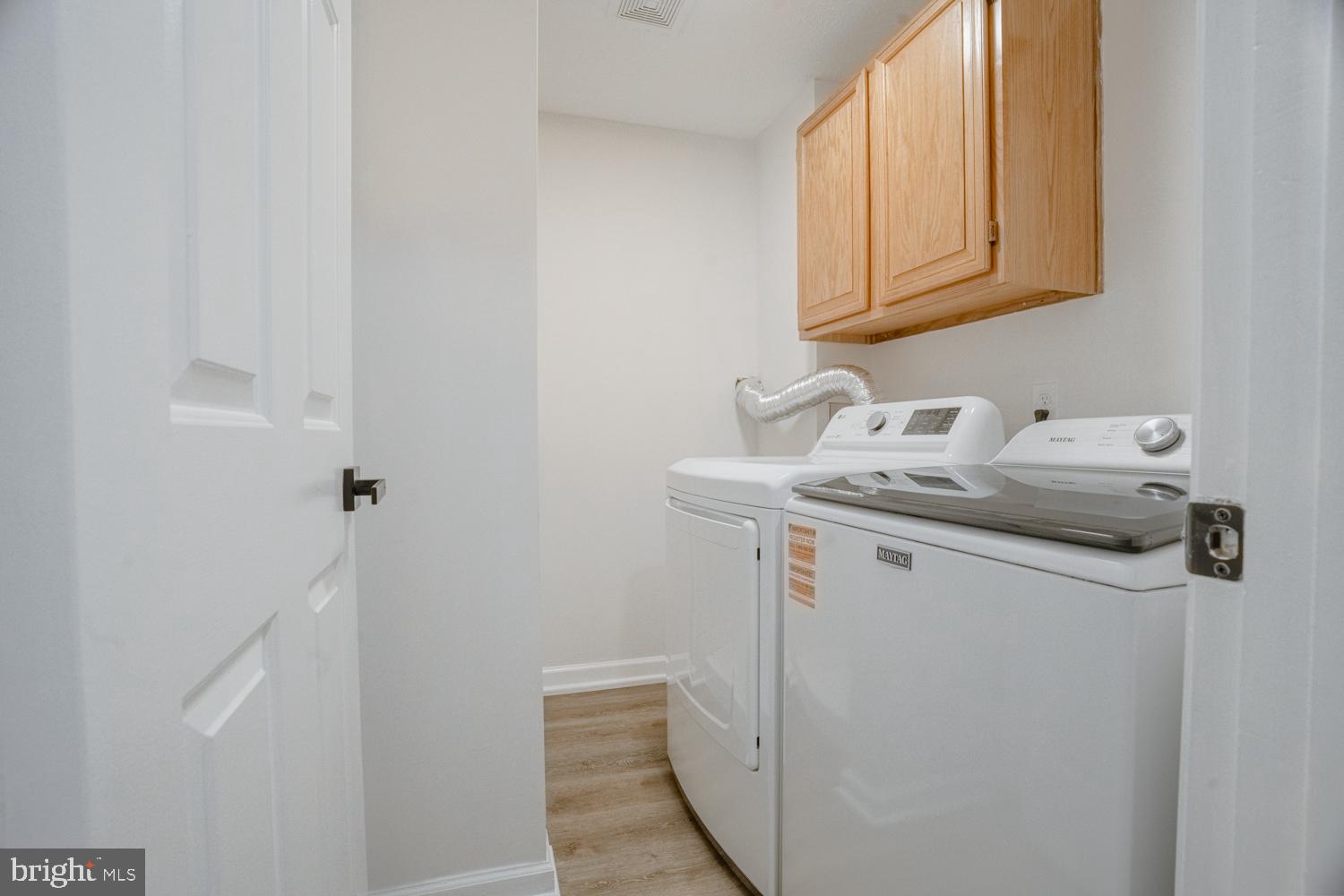 OAK SPRINGS - Residential