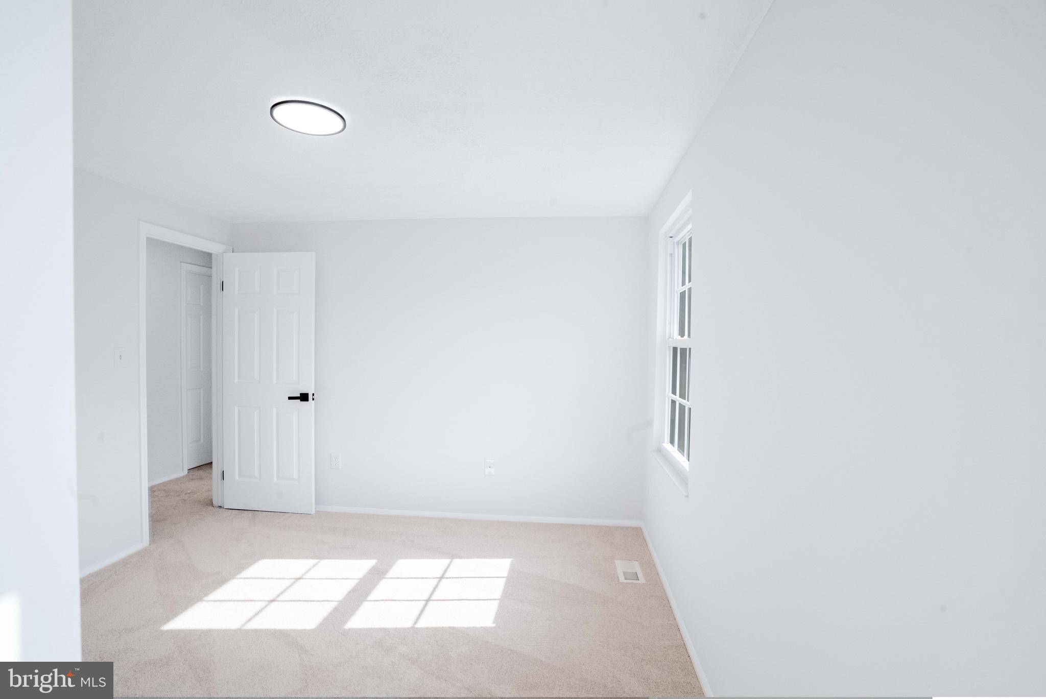 OAK SPRINGS - Residential