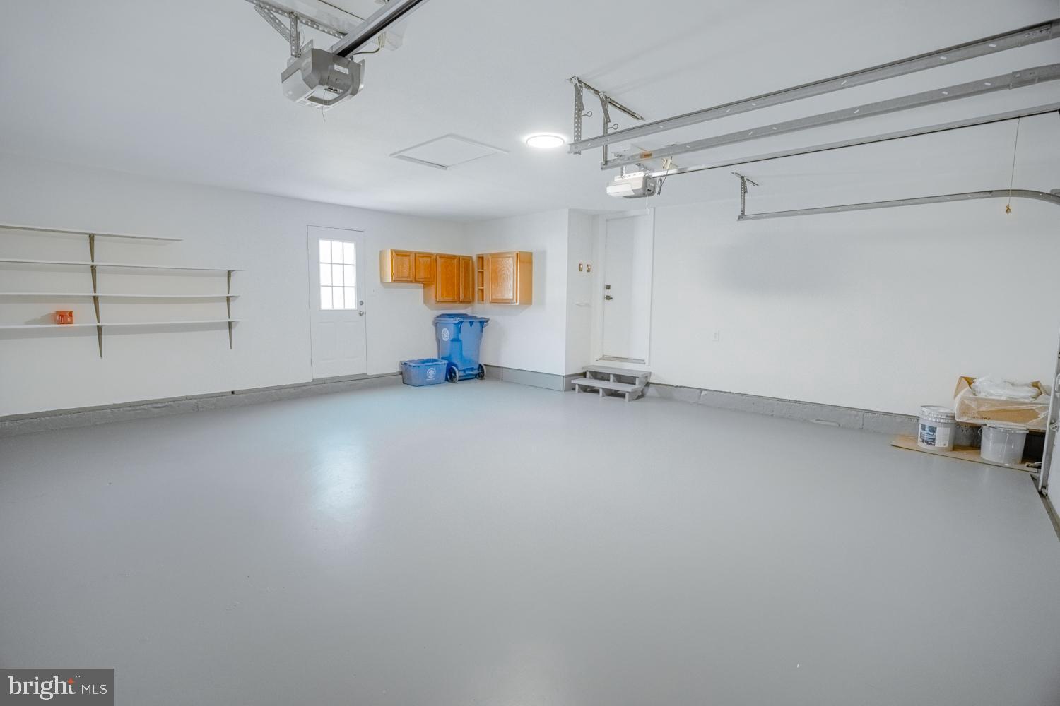 OAK SPRINGS - Residential