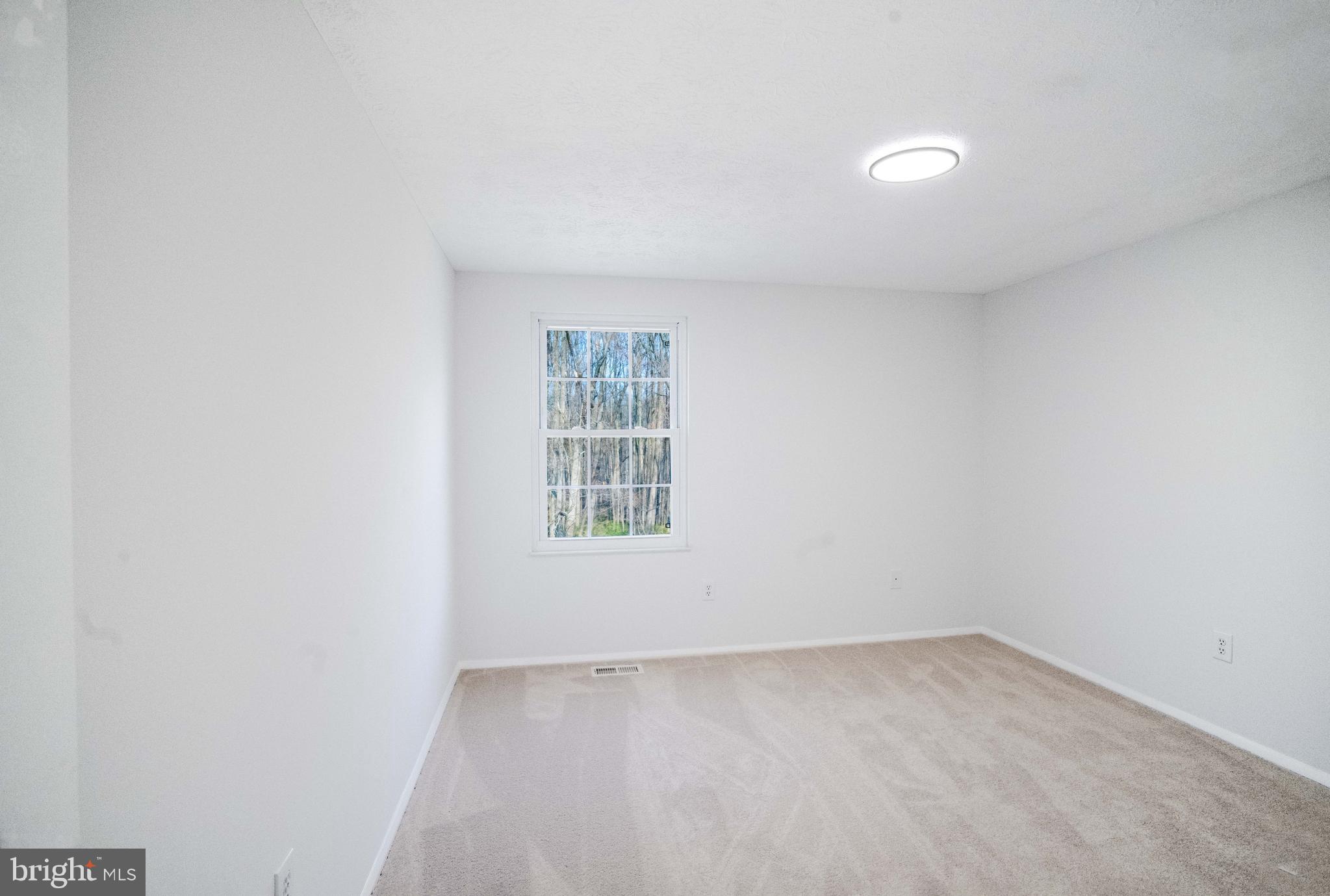 OAK SPRINGS - Residential