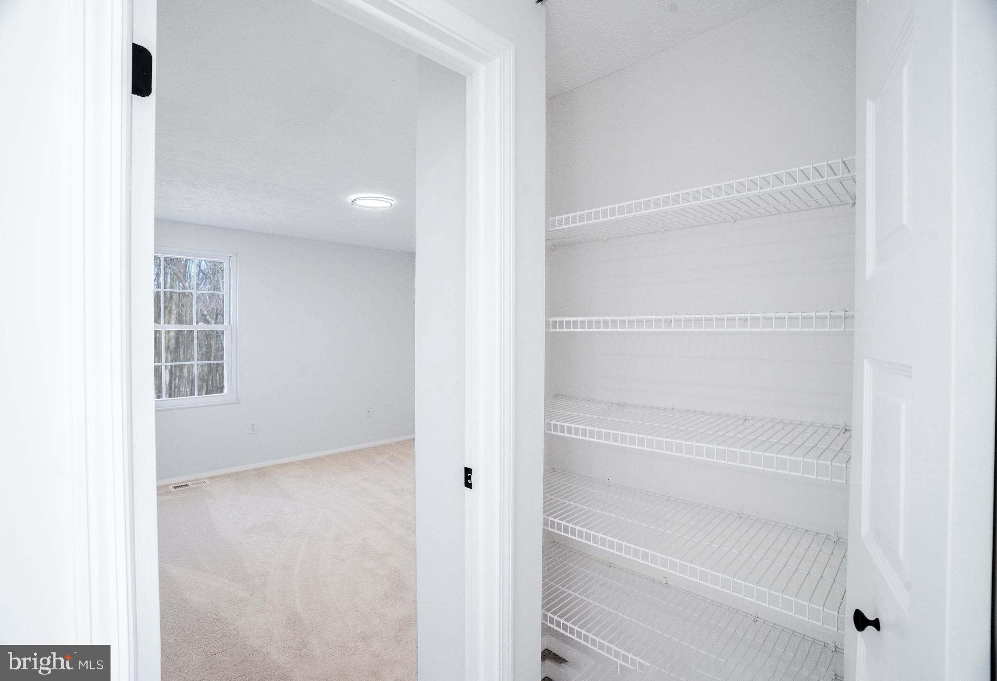 OAK SPRINGS - Residential