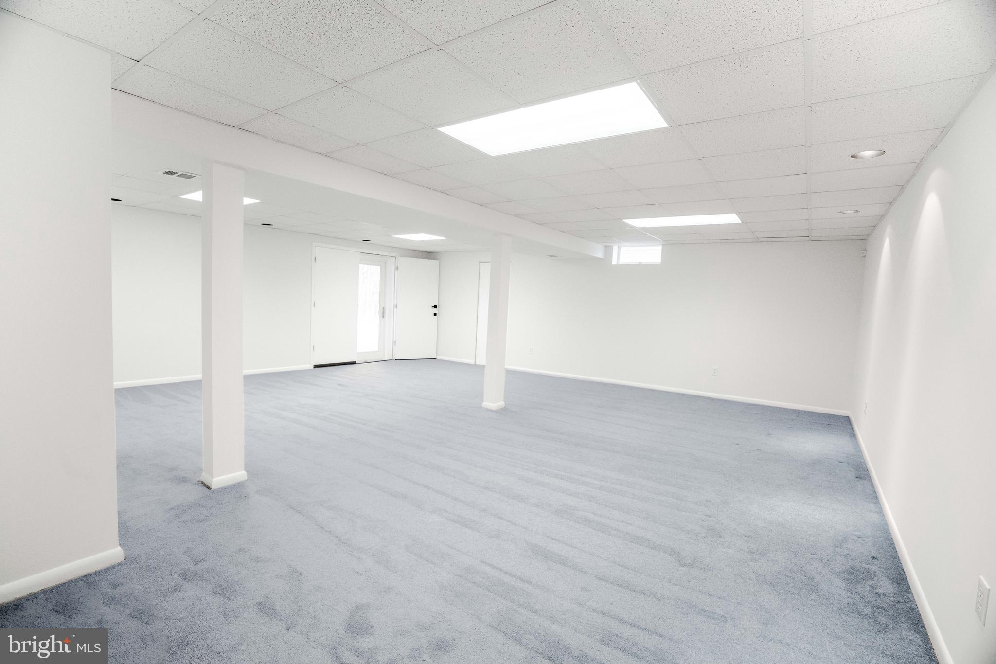 OAK SPRINGS - Residential