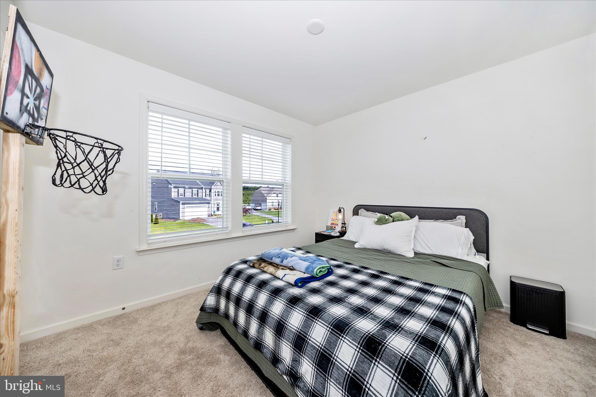 SPRINGDALE FARM - Residential