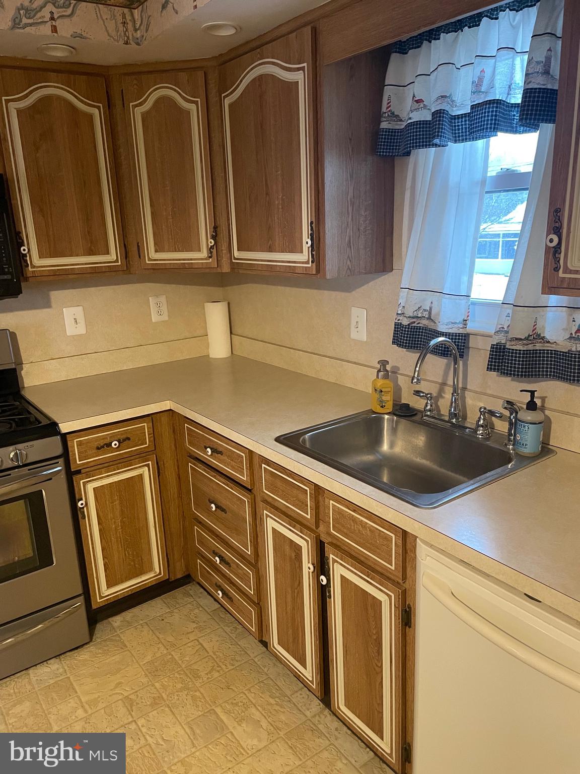 FARMING RIDGE - Residential