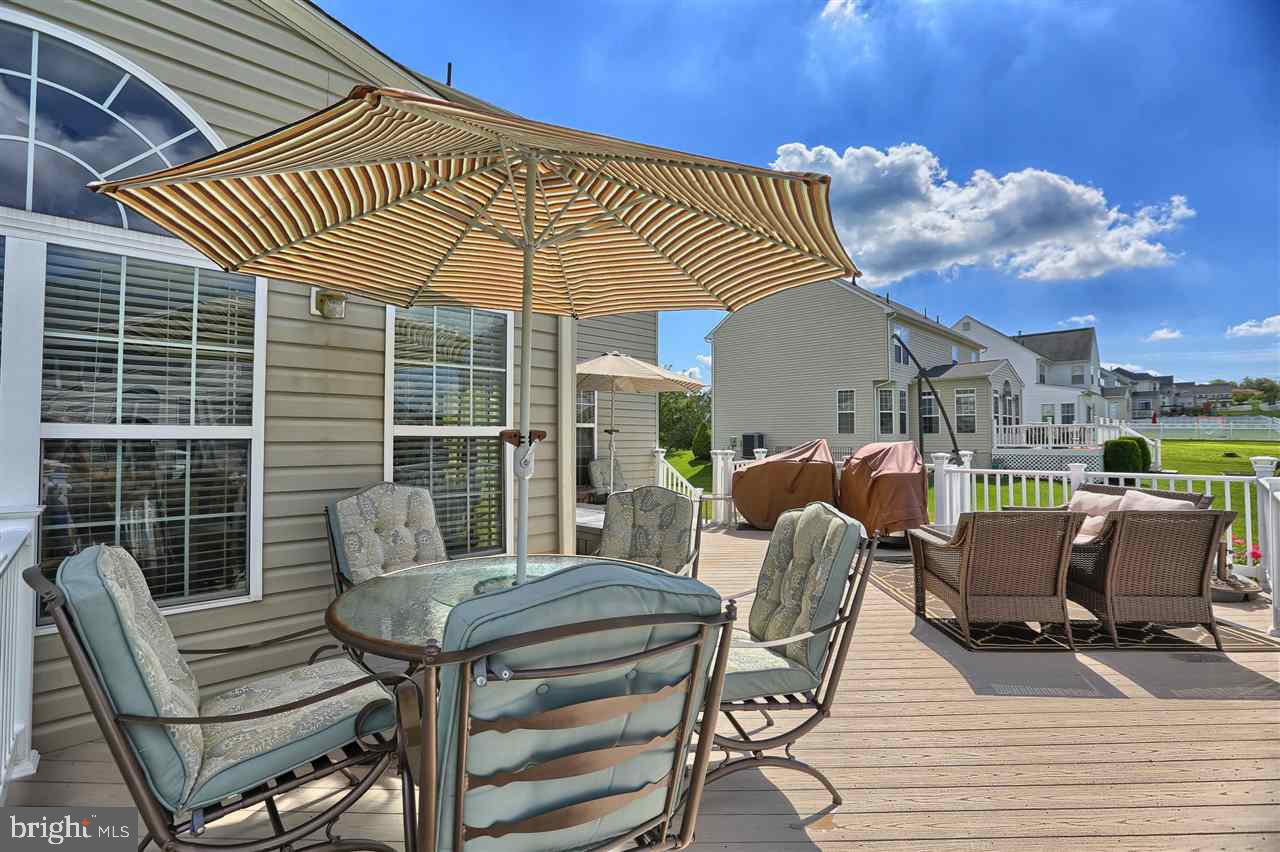 LOGANS RESERVE - Residential