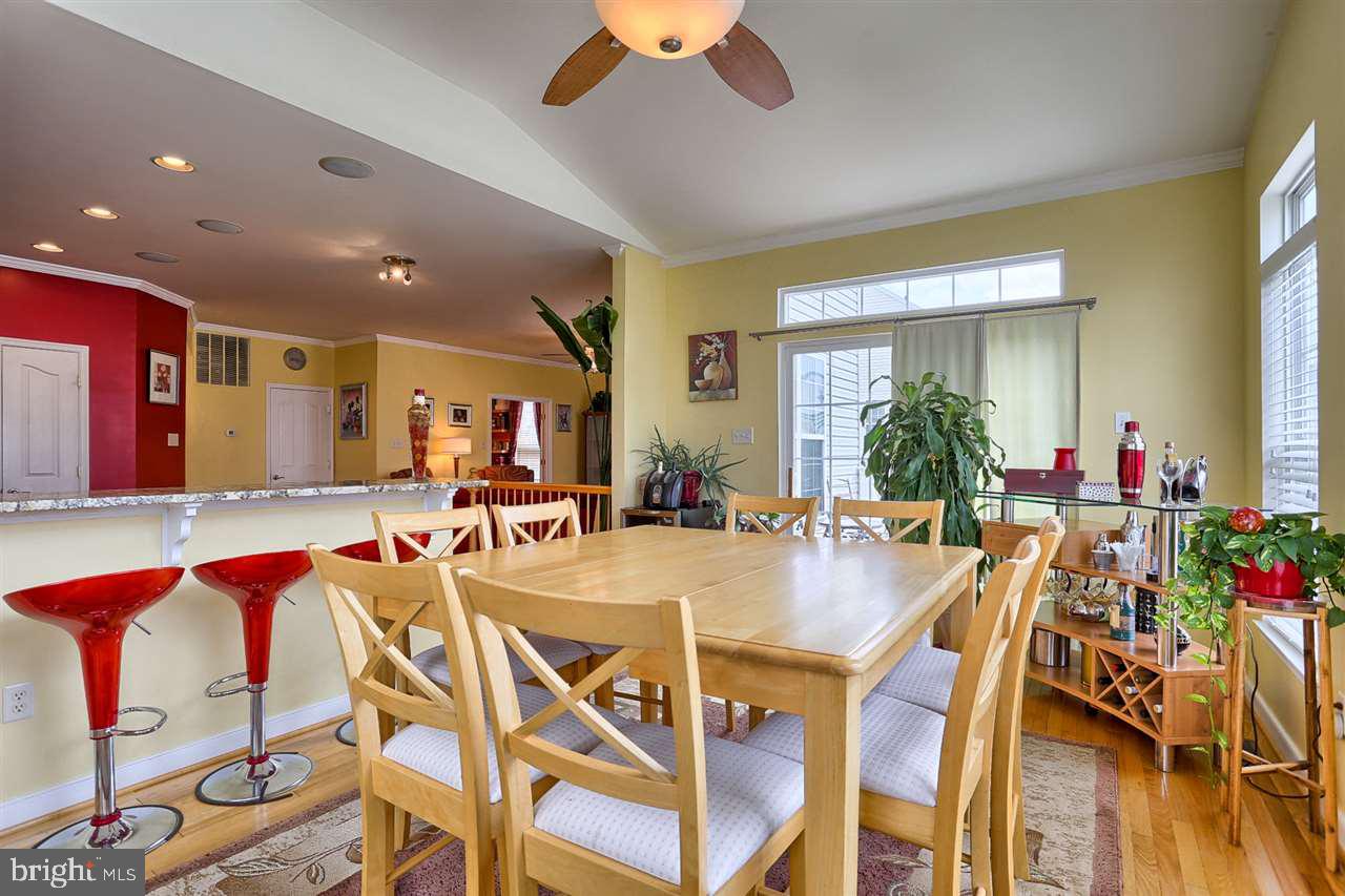 LOGANS RESERVE - Residential