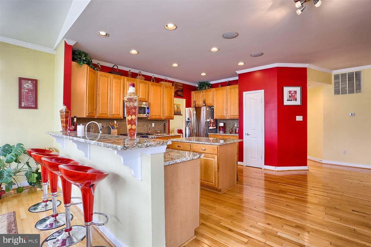 LOGANS RESERVE - Residential