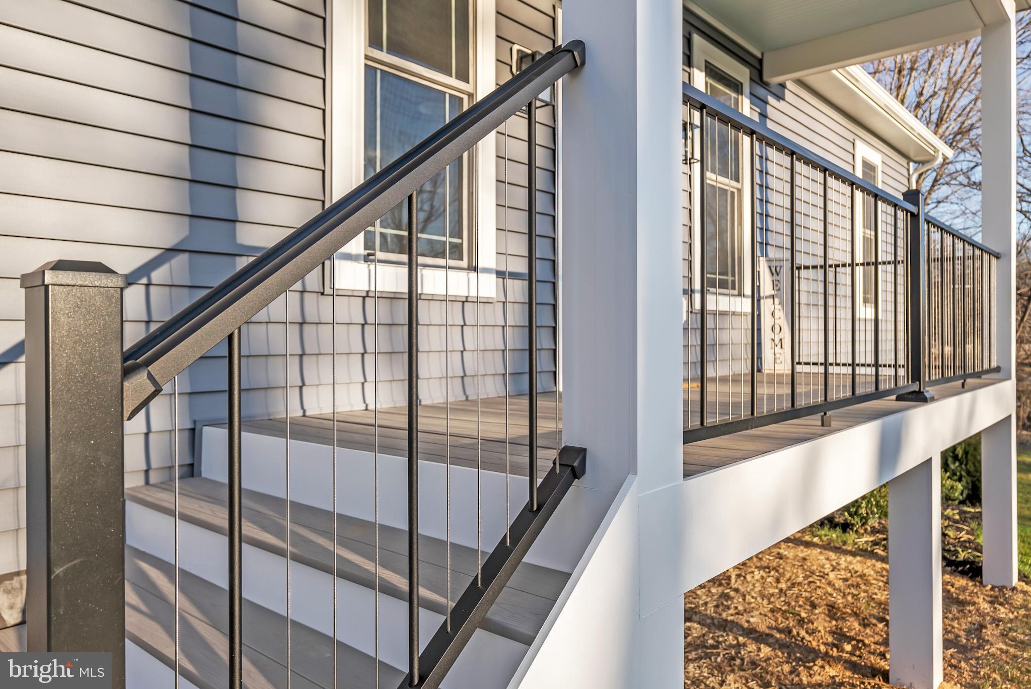 LAKE COUNTRY ESTATES - Residential