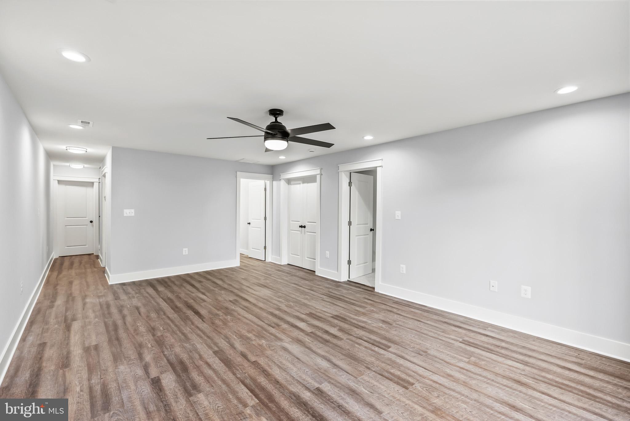 LAKE COUNTRY ESTATES - Residential