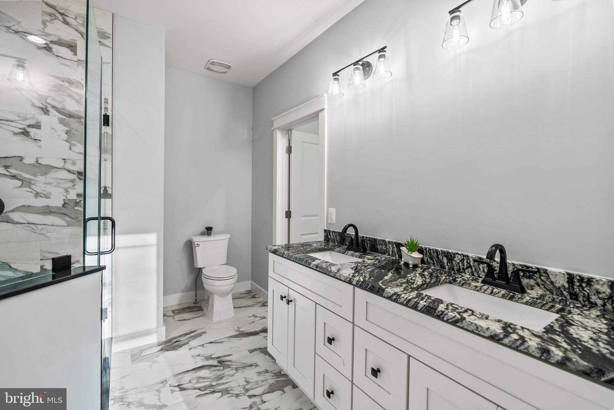 LAKE COUNTRY ESTATES - Residential