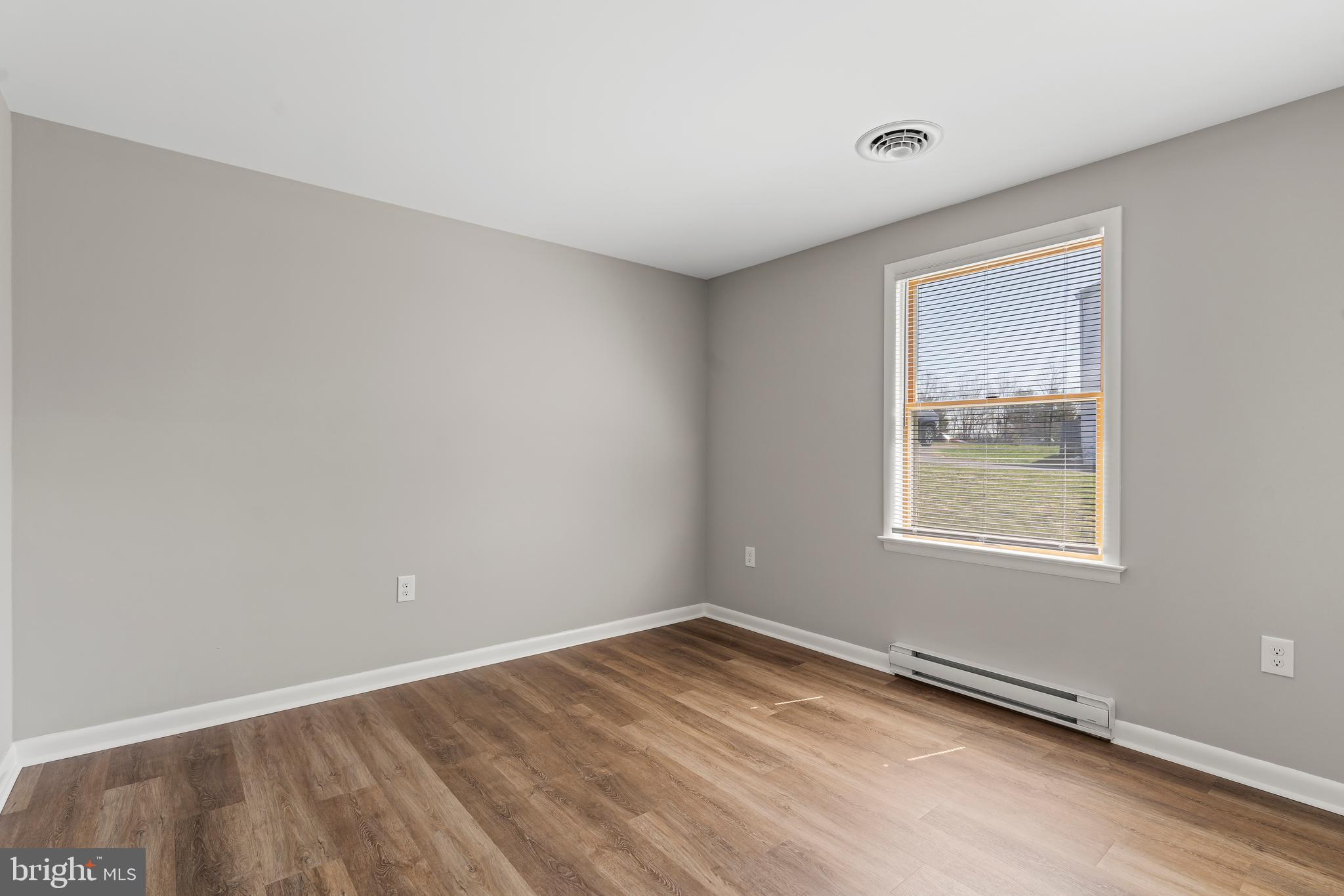 HAGERSTOWN - Residential