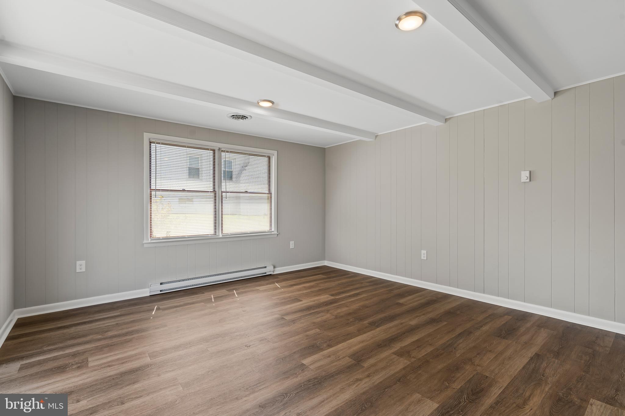 HAGERSTOWN - Residential