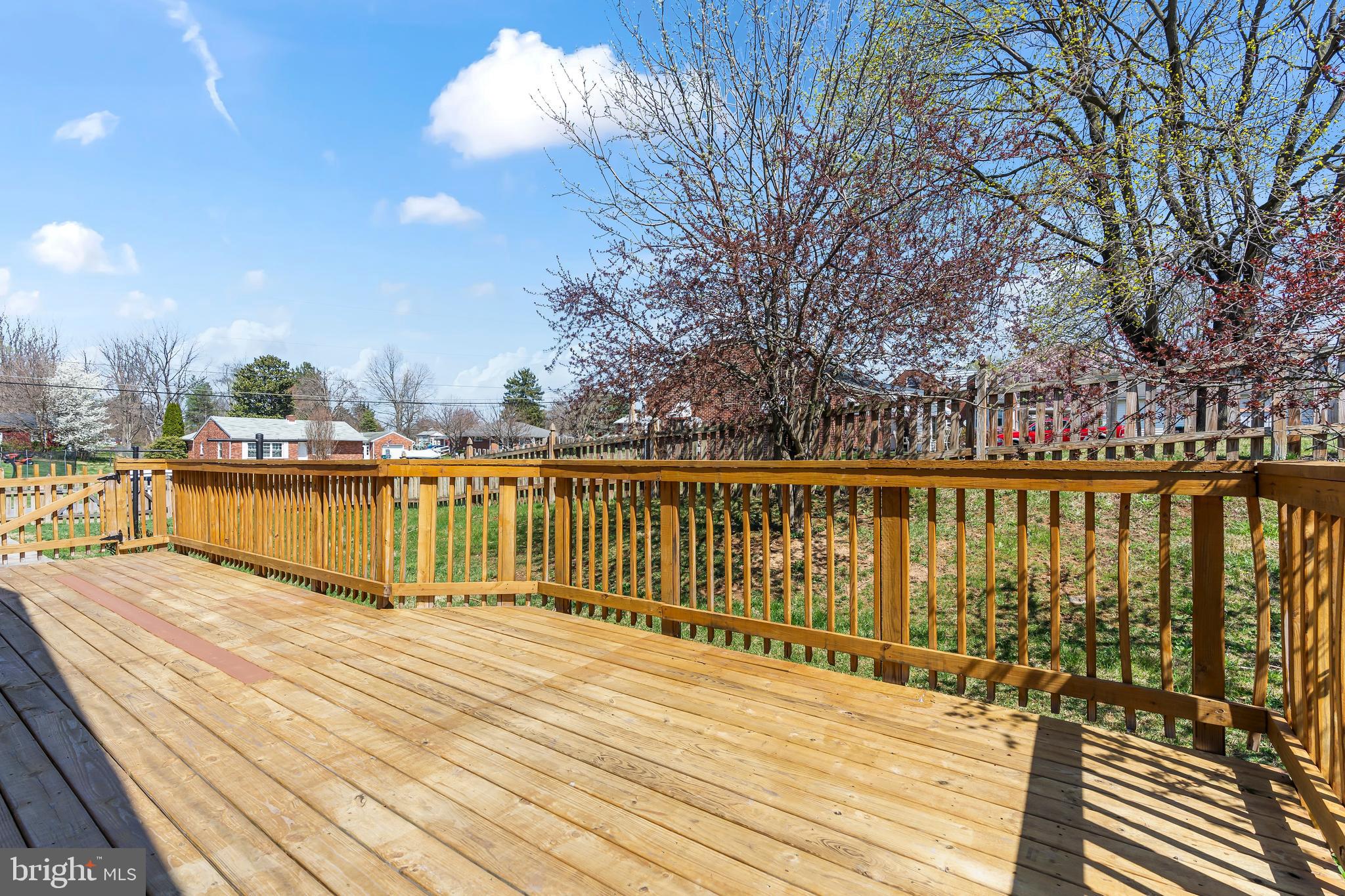 HAGERSTOWN - Residential