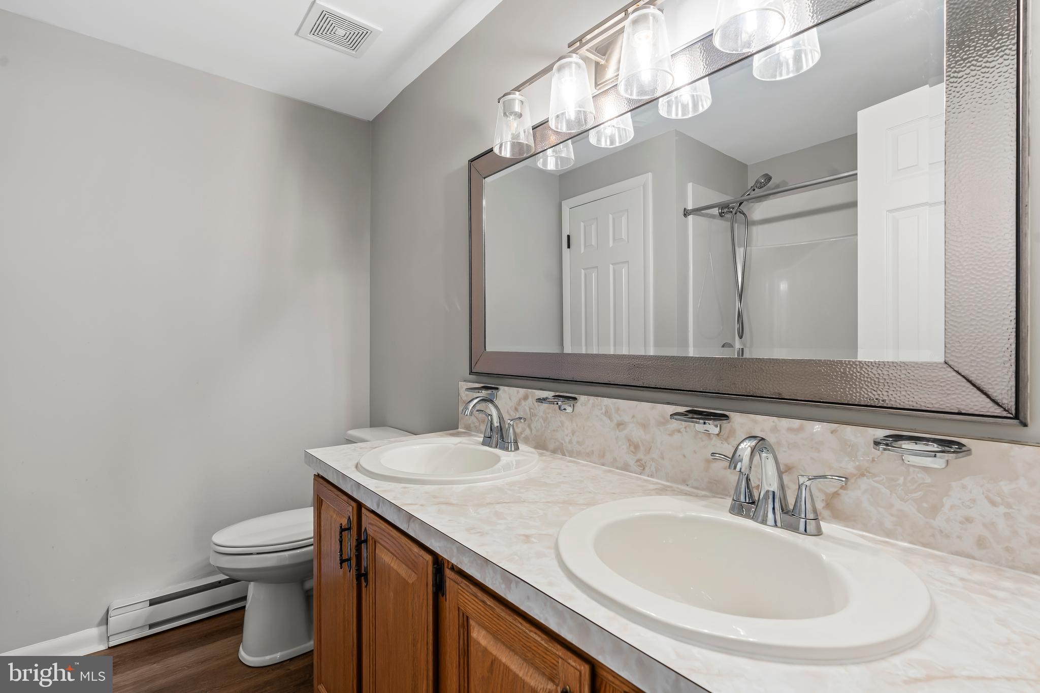 HAGERSTOWN - Residential