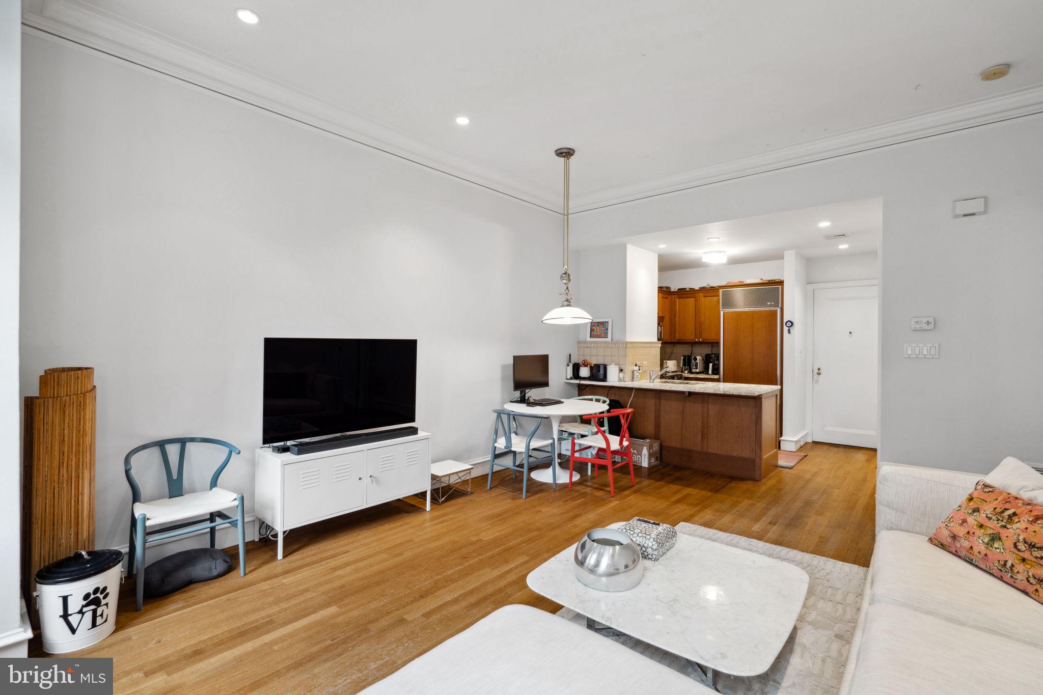 RITTENHOUSE SQUARE - Residential Lease