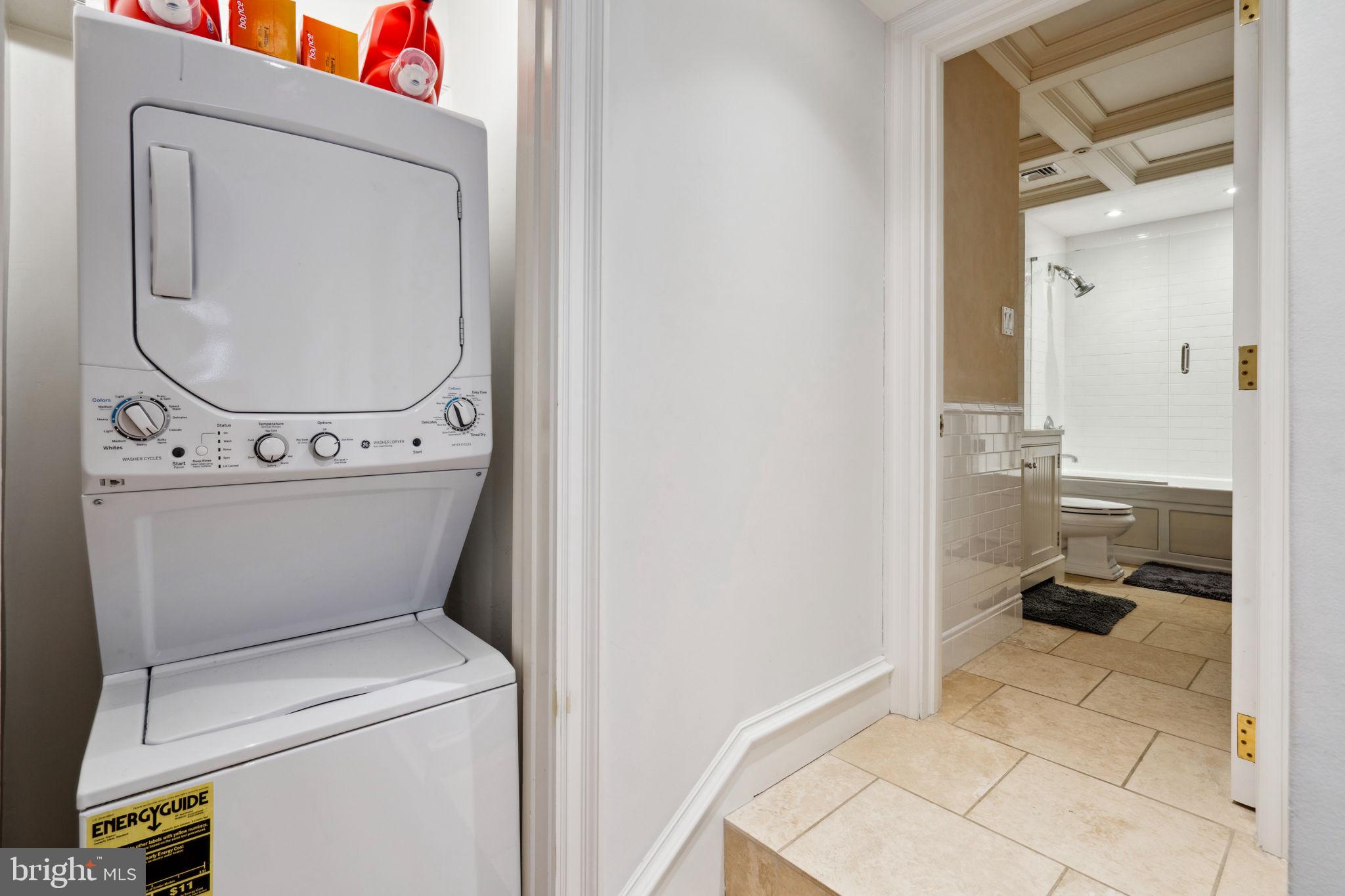 RITTENHOUSE SQUARE - Residential Lease